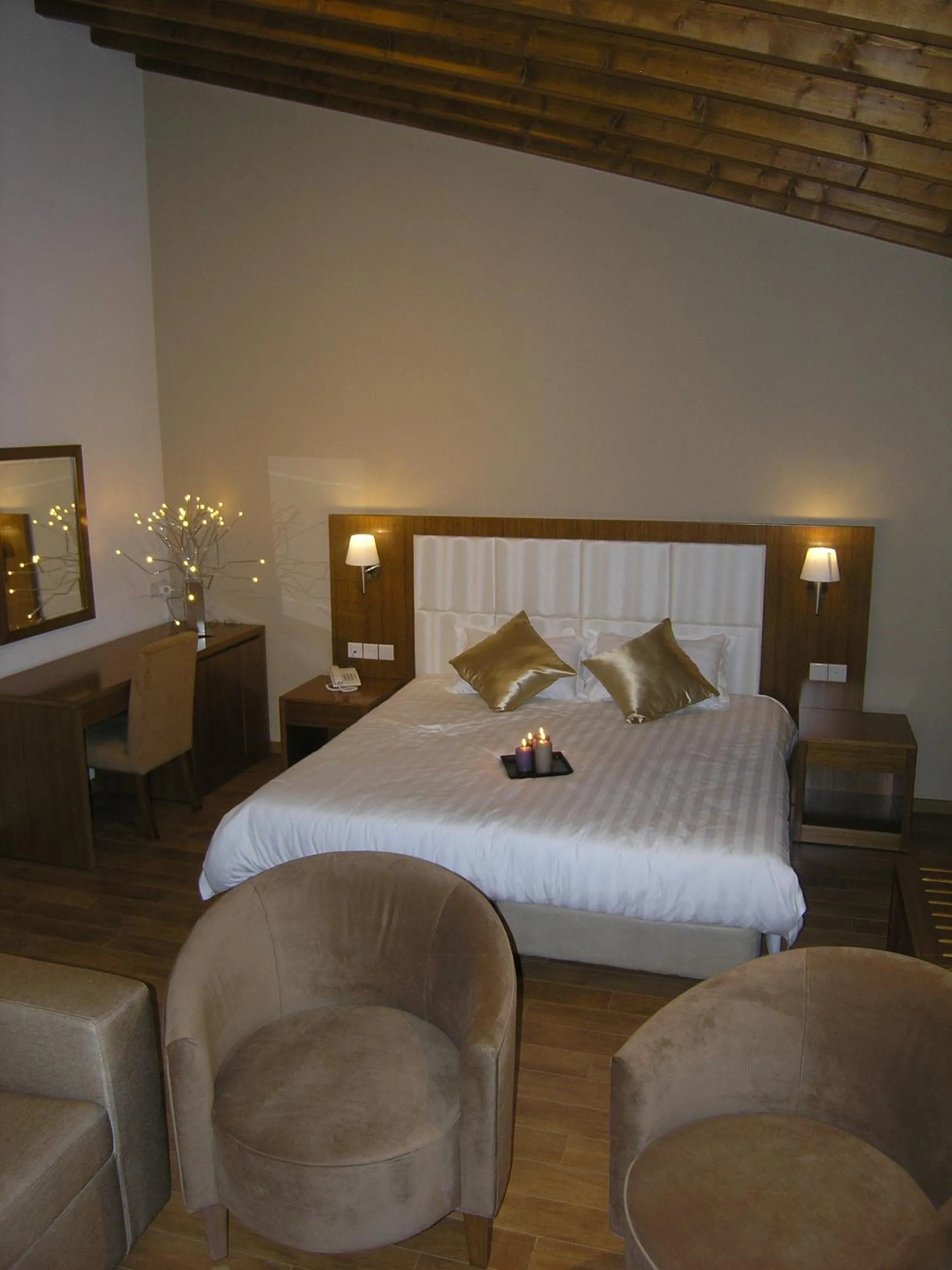 Bed in Livadia Hotel Kyperounta