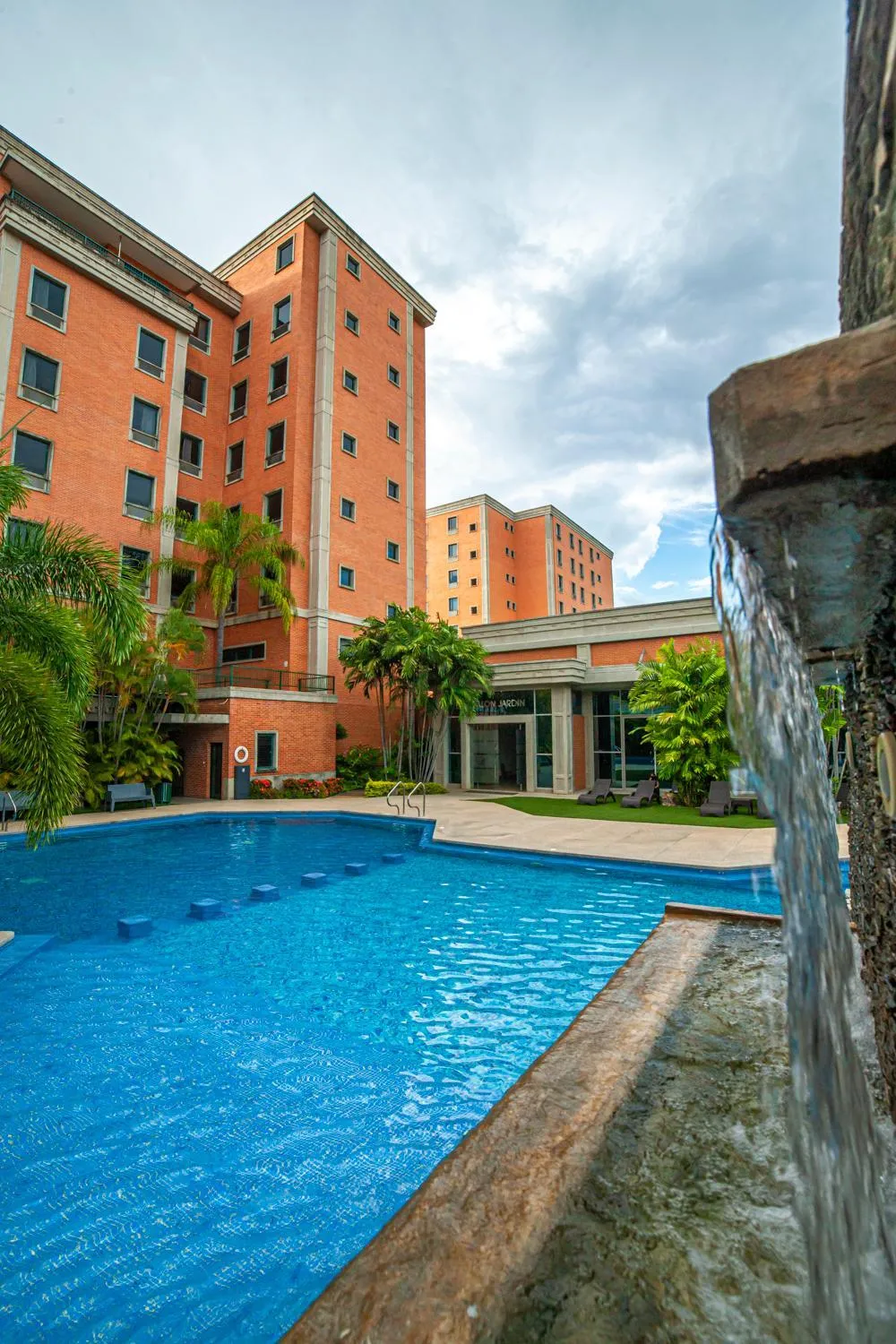 Property building in Hotel GH Guaparo Inn Valencia