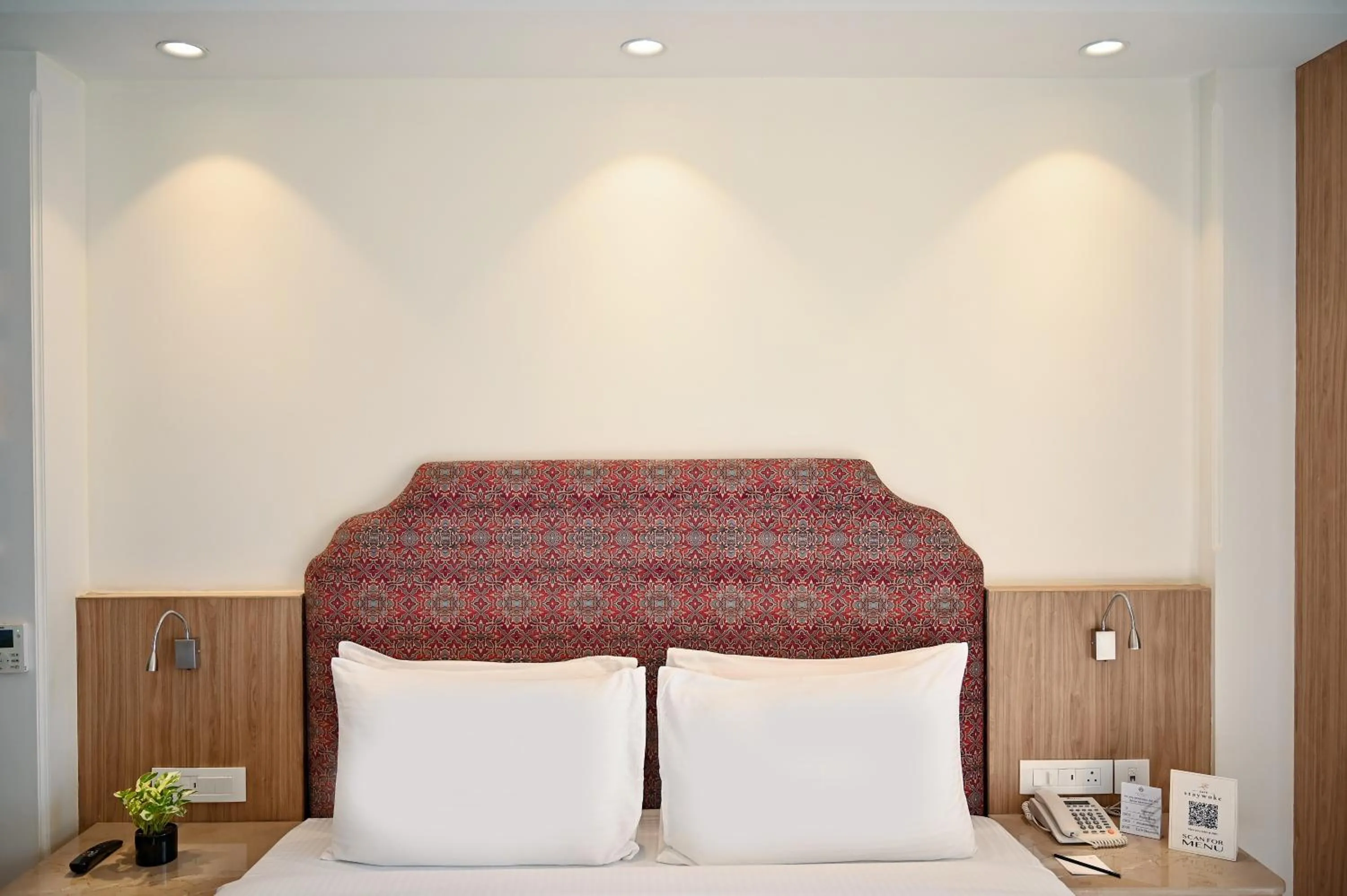 Bedroom, Bed in Alivaa Hotel Gurugram Sohna Road City Center