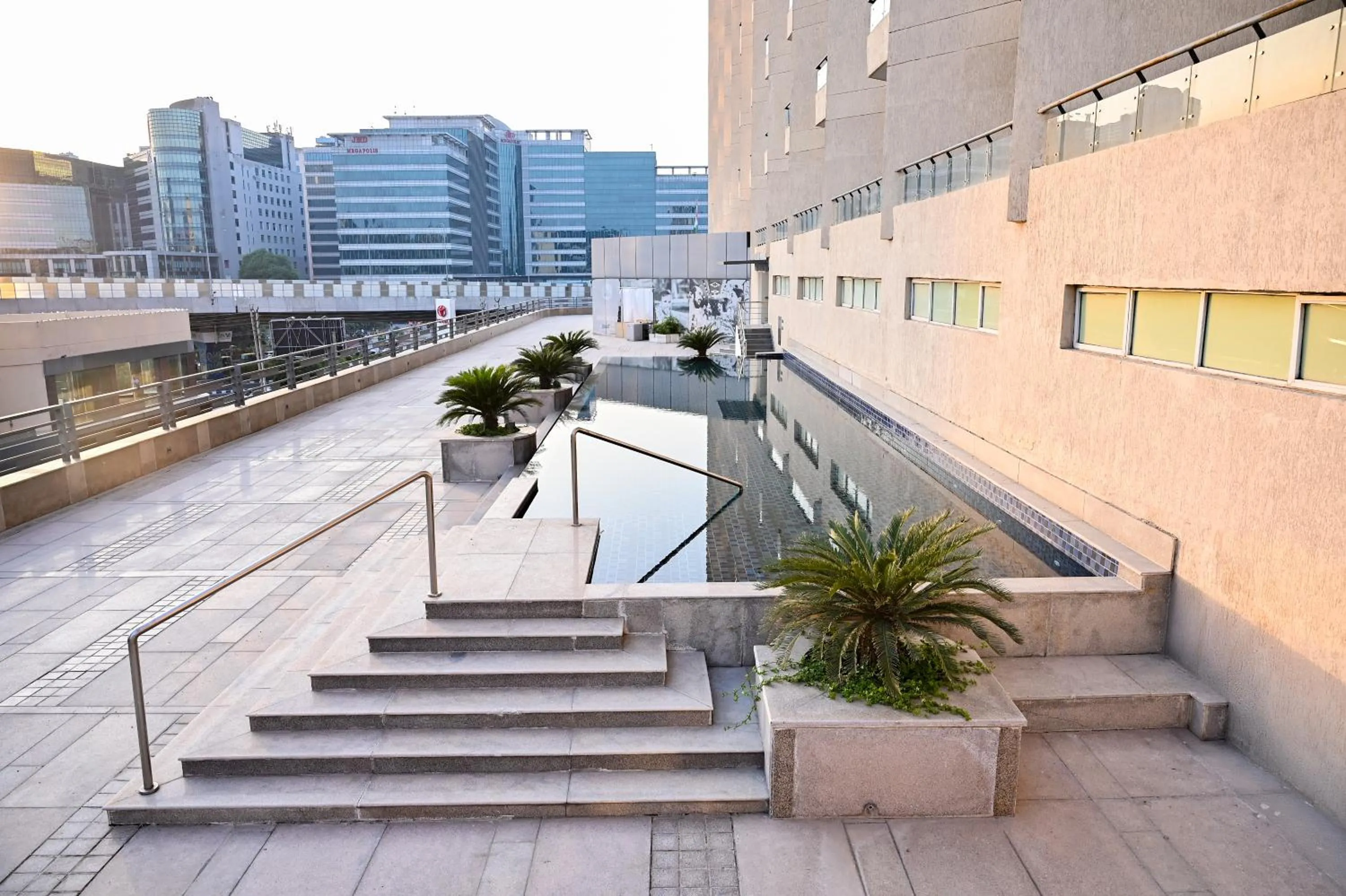 Swimming pool in Alivaa Hotel Gurugram Sohna Road City Center