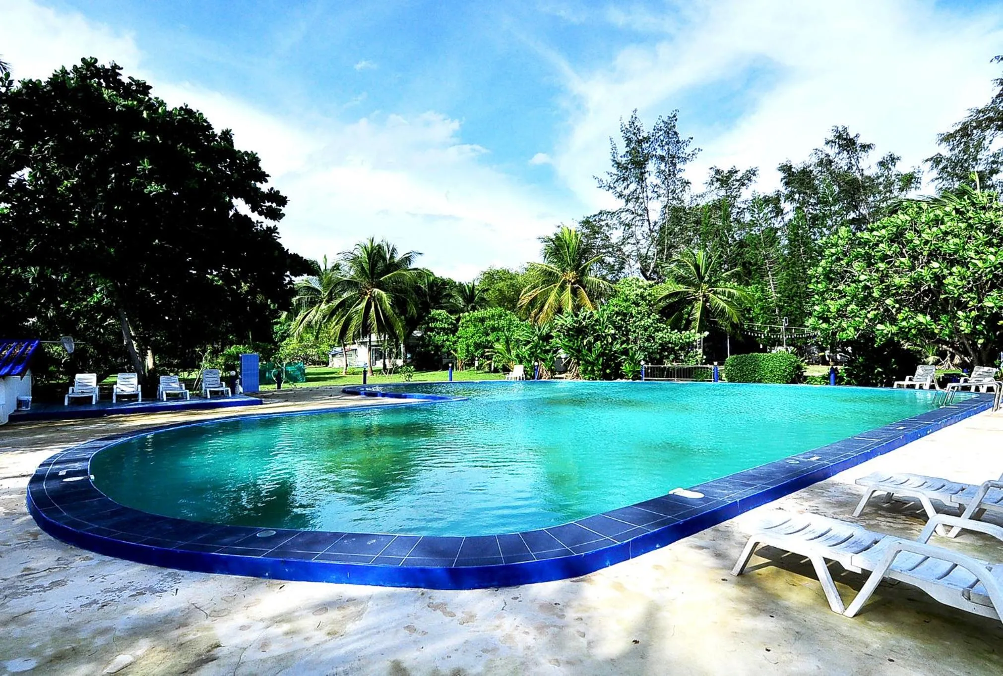 Swimming pool in AM Heritage Room
