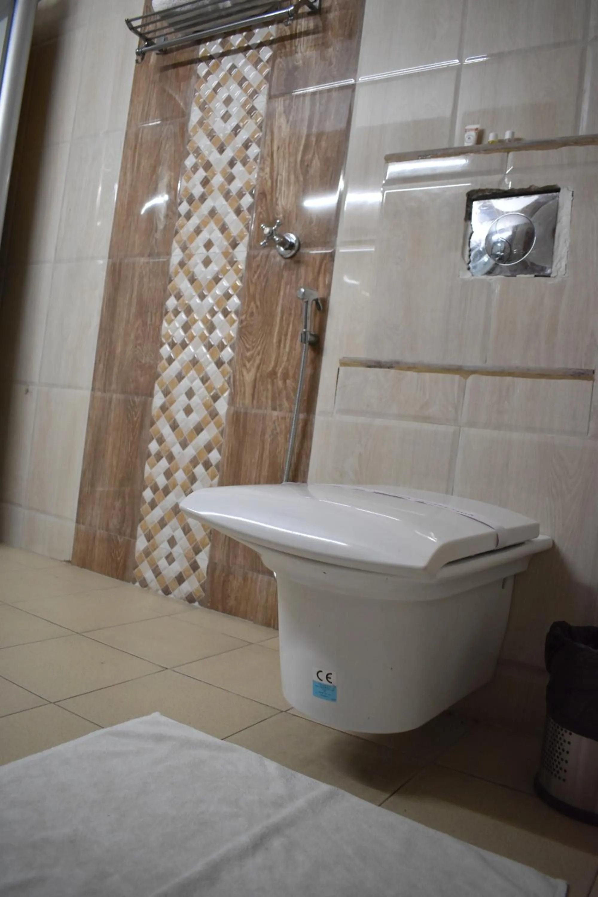 Shower in Hotel Padmini Palace