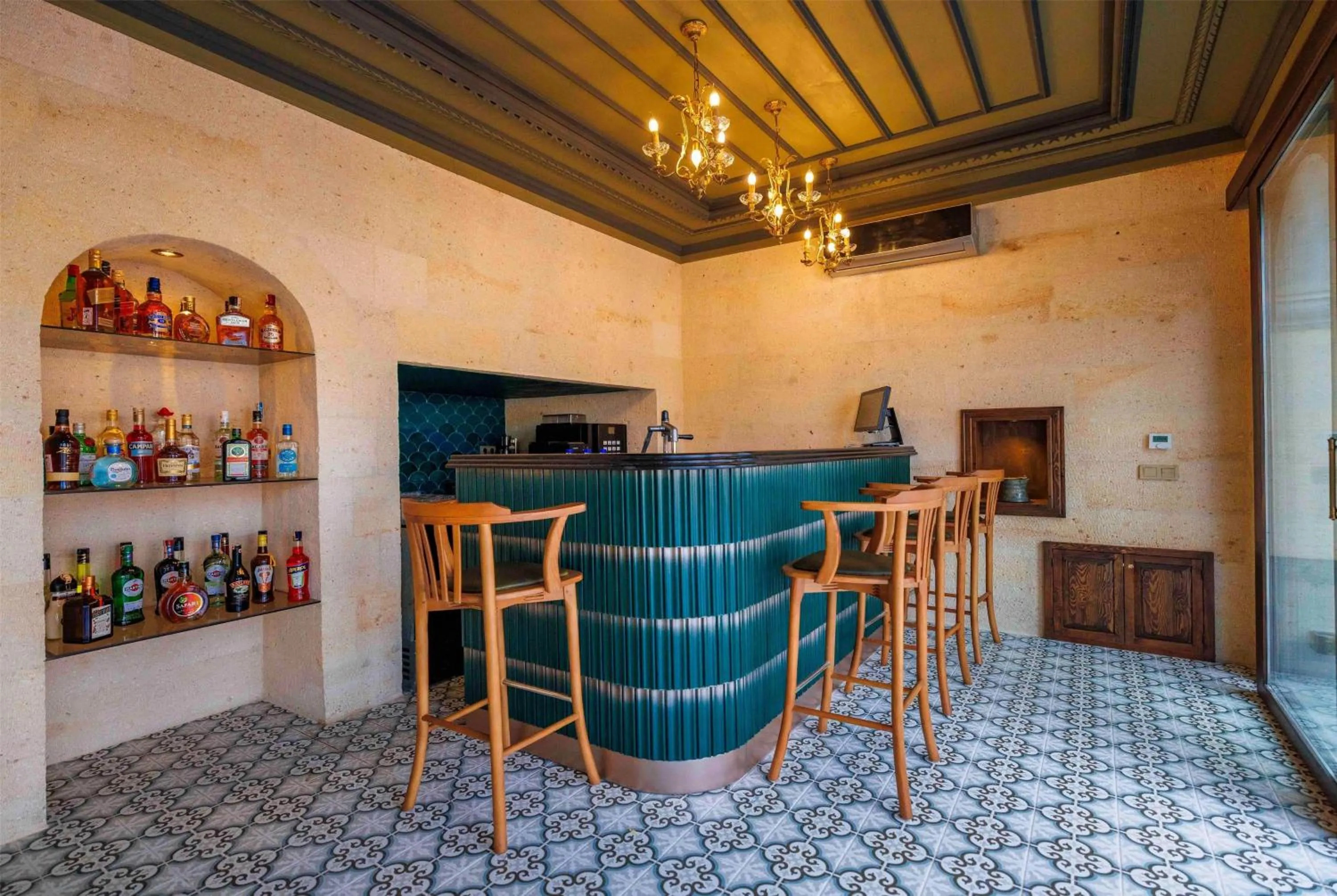 Lounge or bar in Signature Cave Cappadocia, Trademark Collection by Wyndham