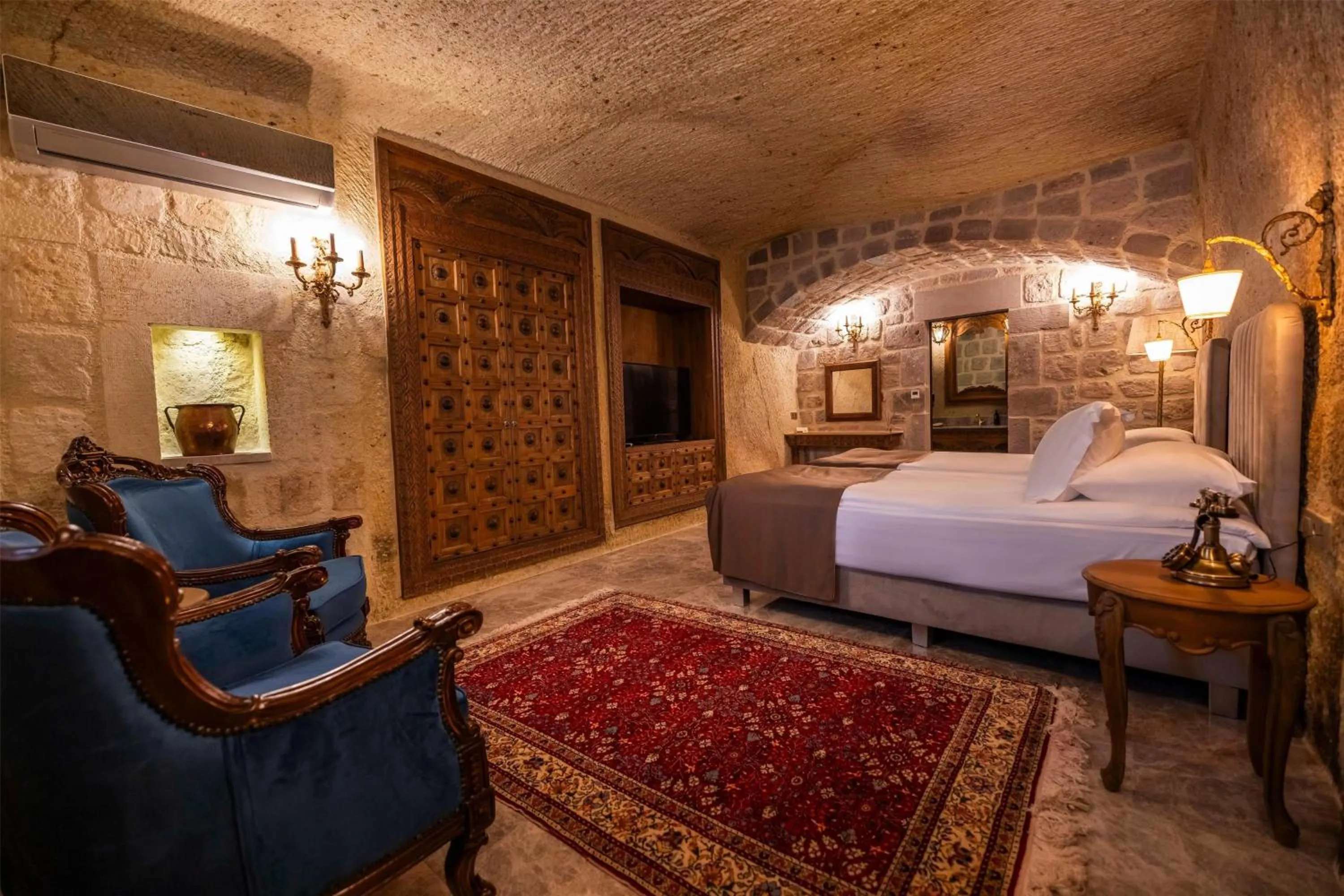 Photo of the whole room, Bed in Signature Cave Cappadocia, Trademark Collection by Wyndham