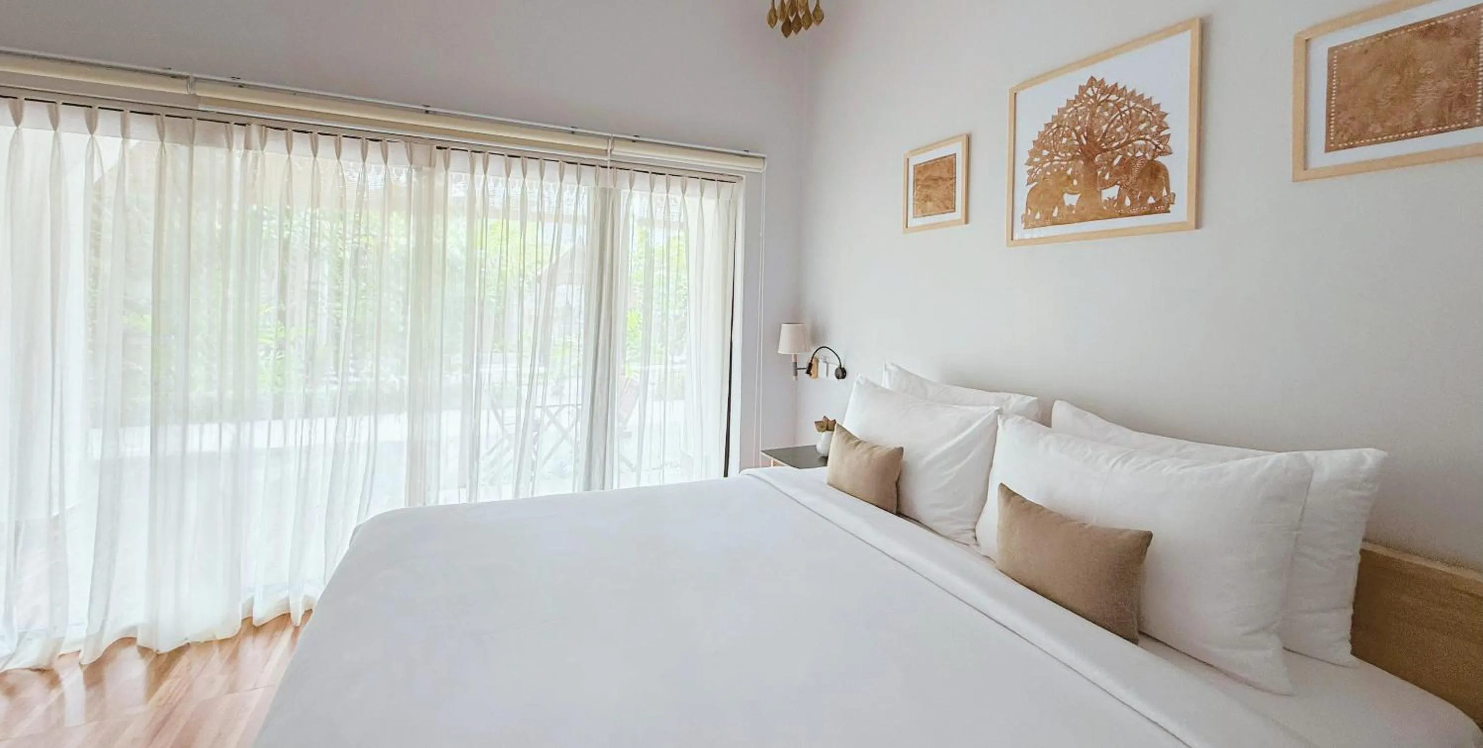 Photo of the whole room, Bed in Moringa Tree Maison