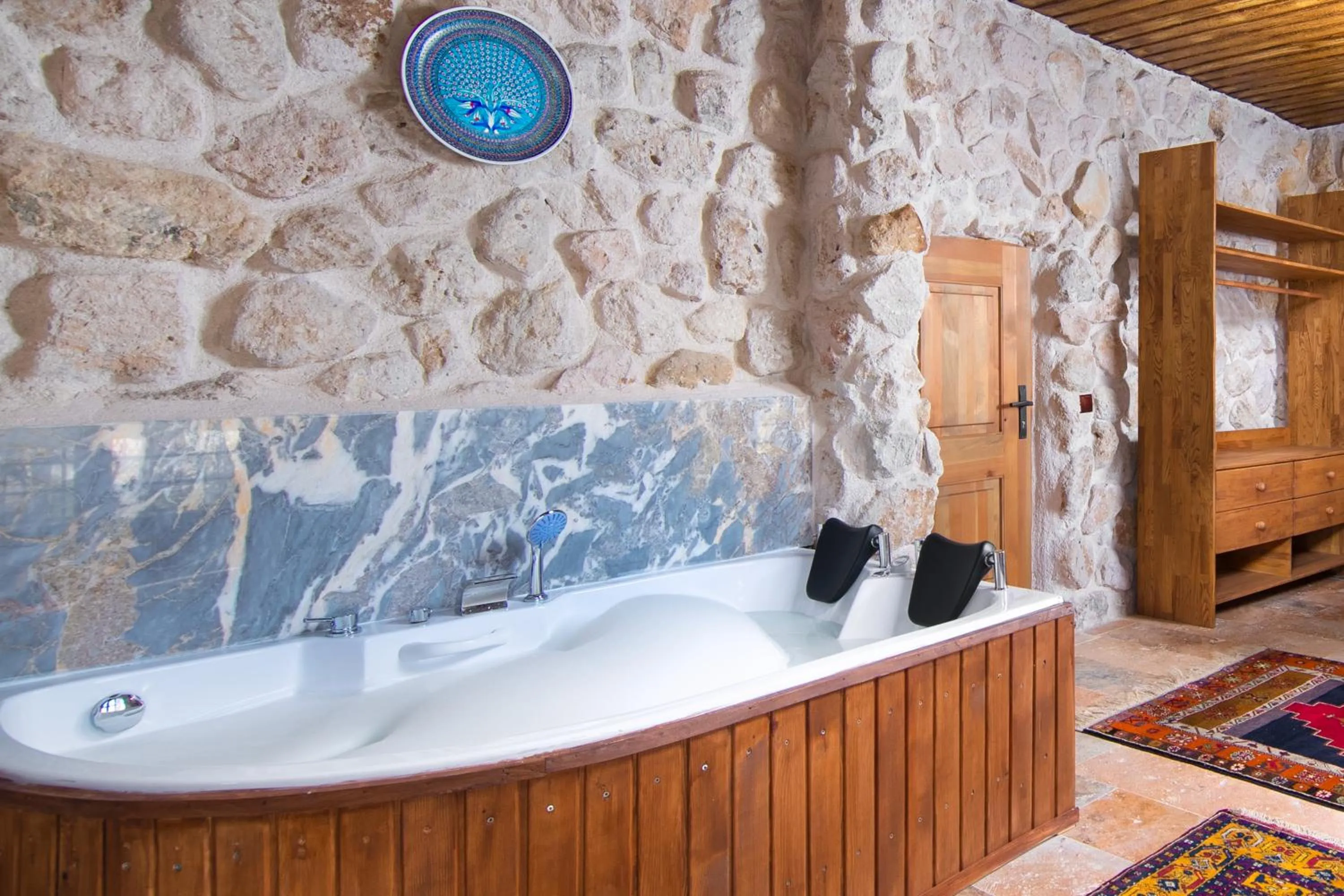 Hot Tub in Cappadocia Cavusin Stone House