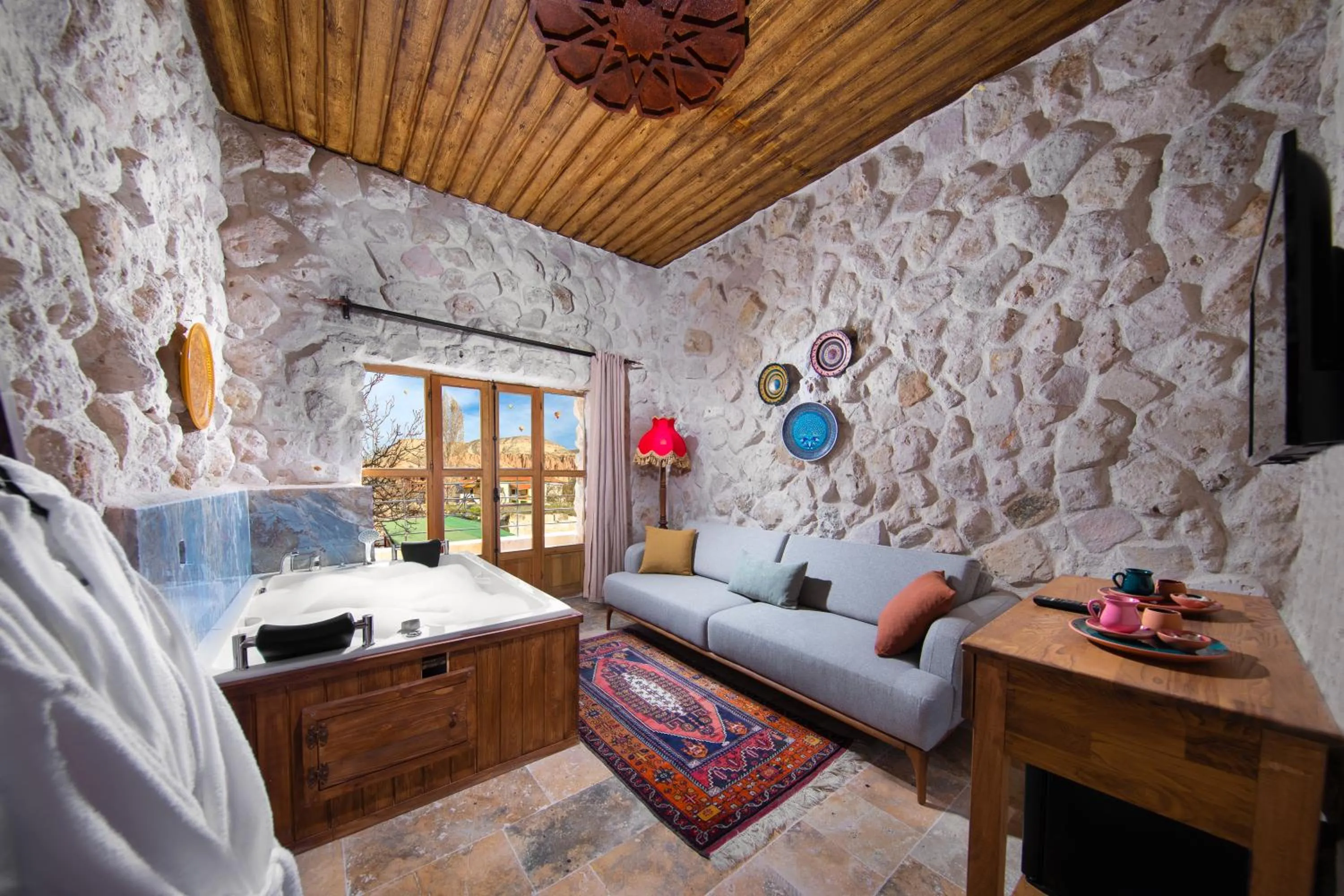 Living room, Bed in Cappadocia Cavusin Stone House