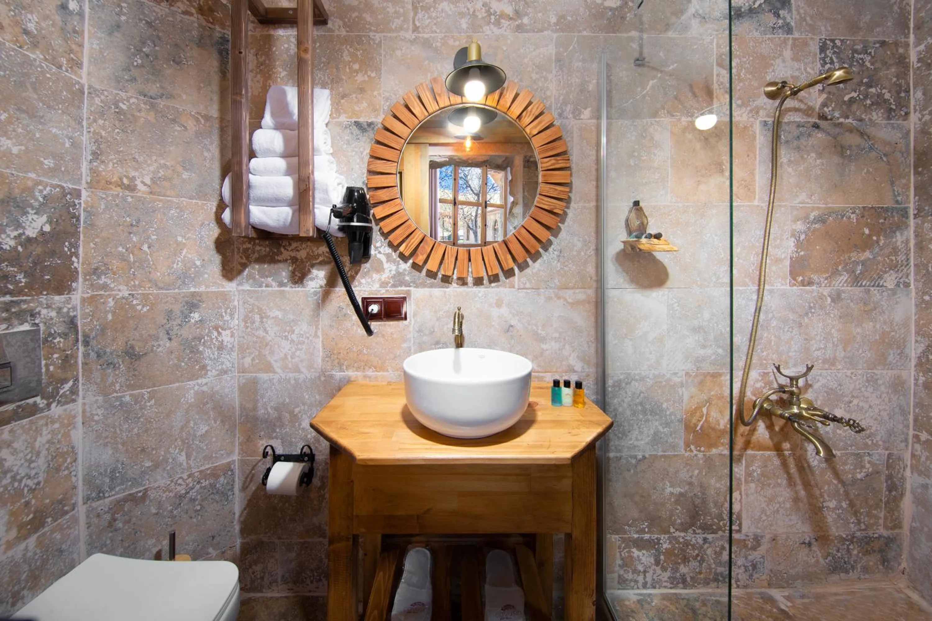 Bathroom in Cappadocia Cavusin Stone House