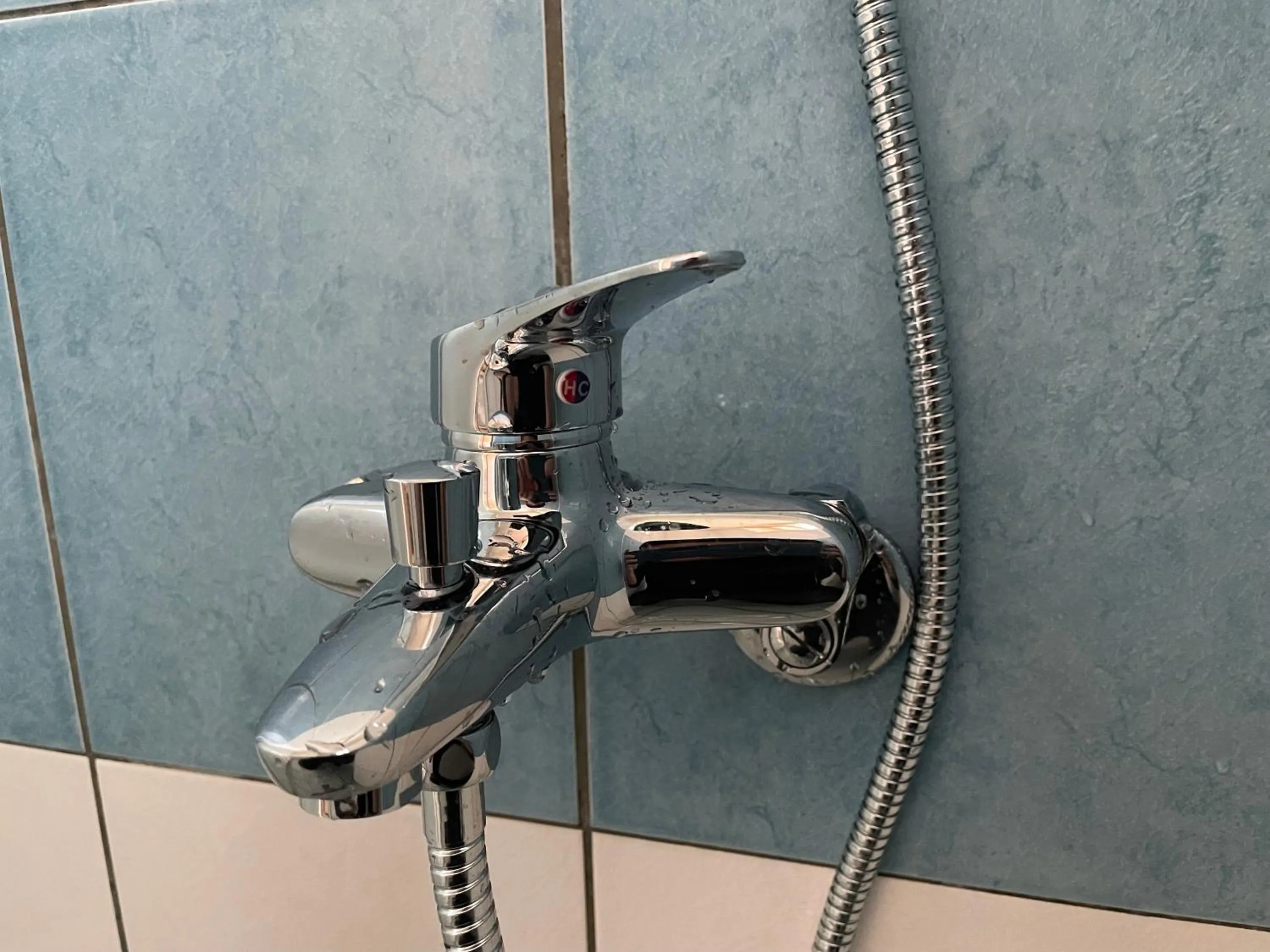 Shower in WDbnb