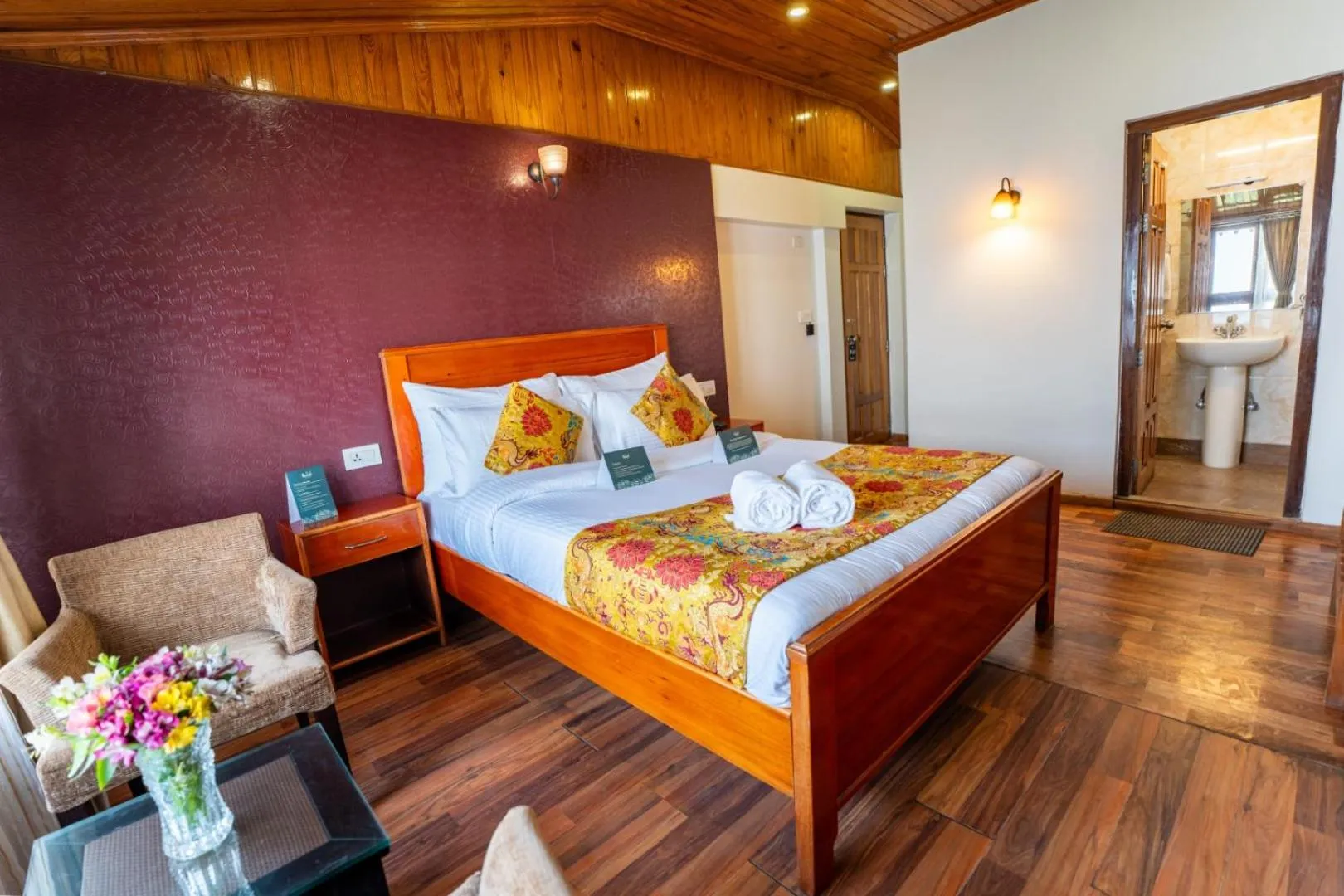 Bed in Muscatel Nirvana – At The Mall Road