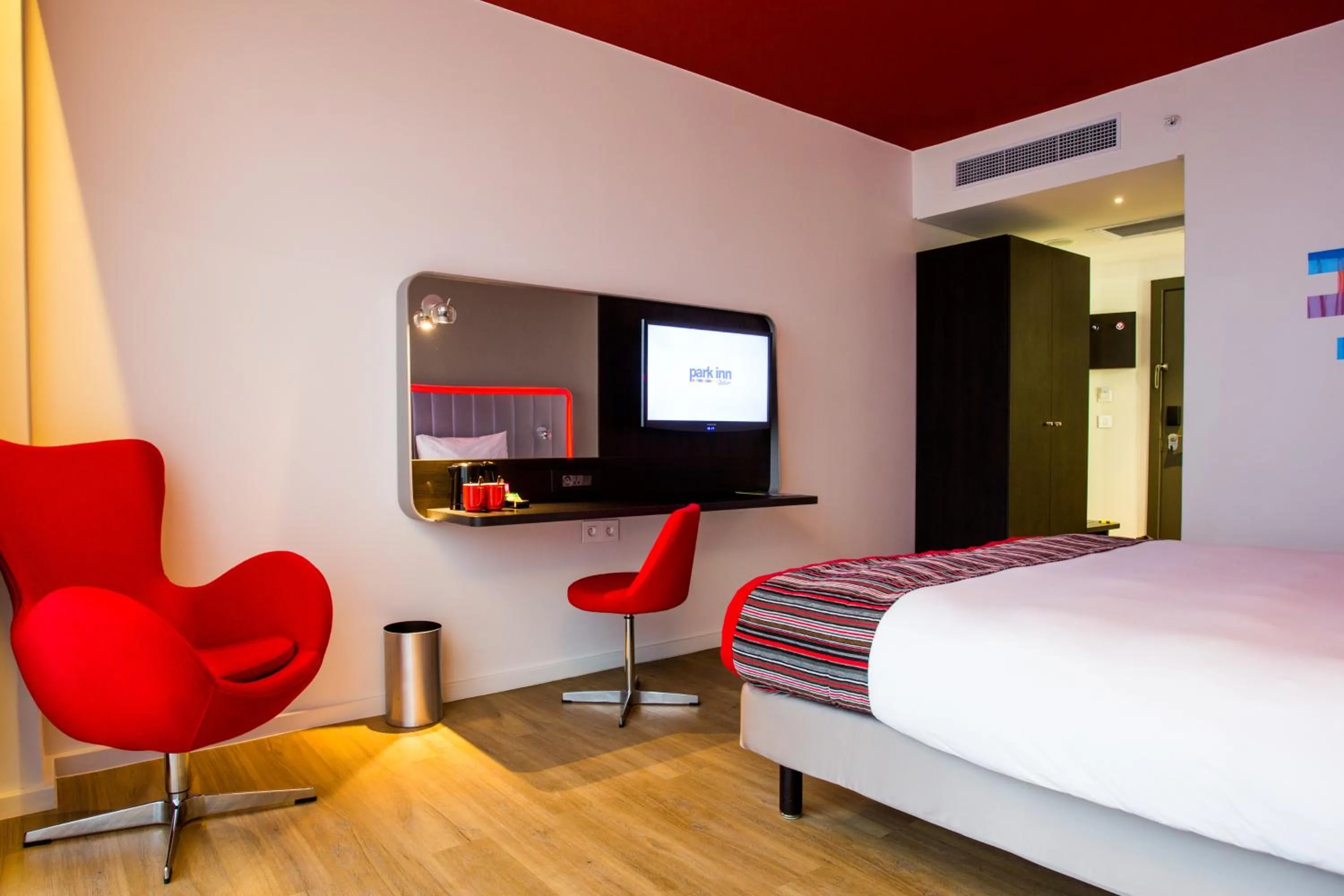 Bed in Park Inn by Radisson Libreville