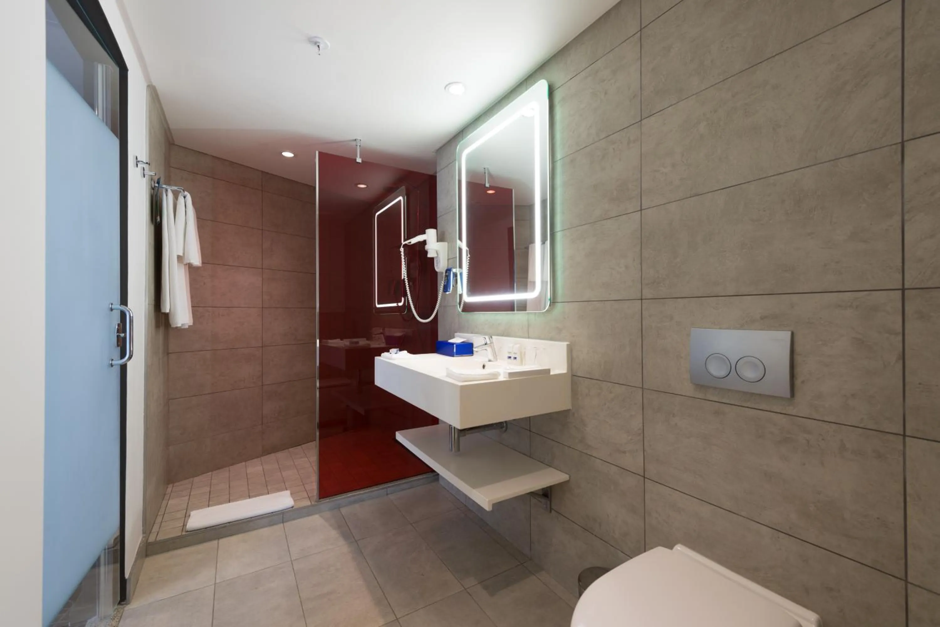 Shower in Park Inn by Radisson Libreville