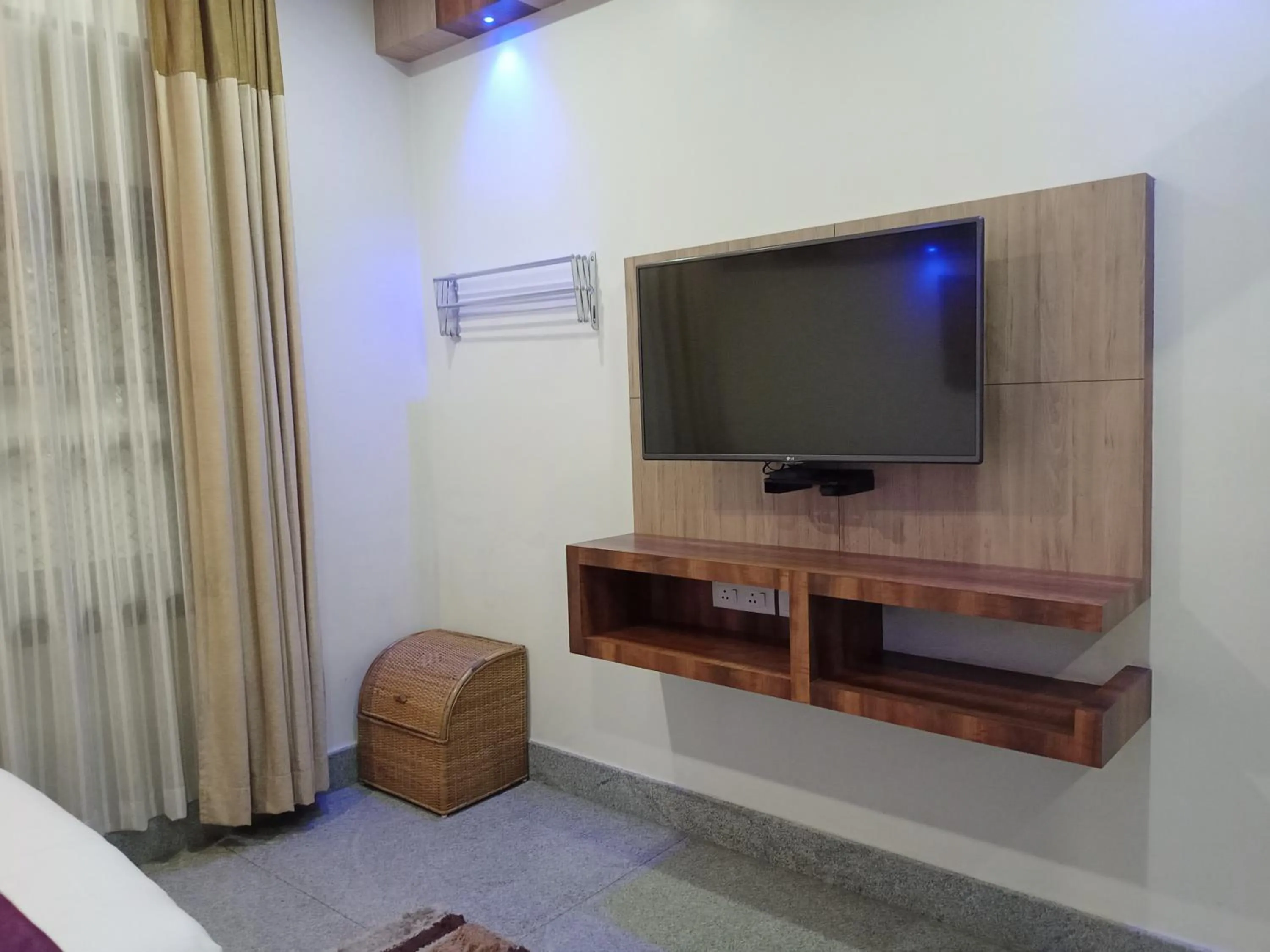 TV and multimedia in Dichang Resorts