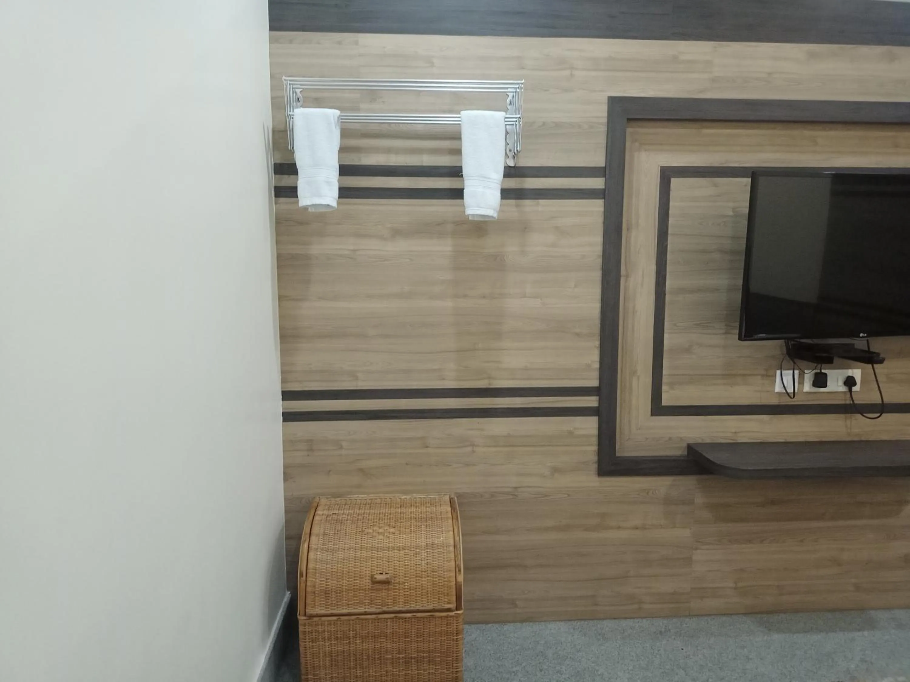 Communal lounge/ TV room in Dichang Resorts