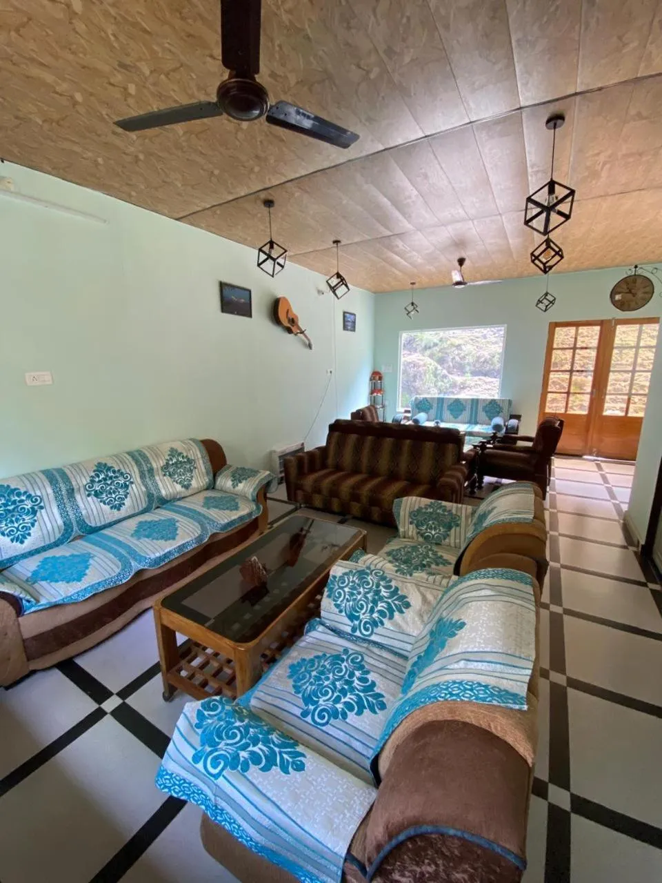 Restaurant/places to eat, Bed in Bhagirathi Resort by Aikyam