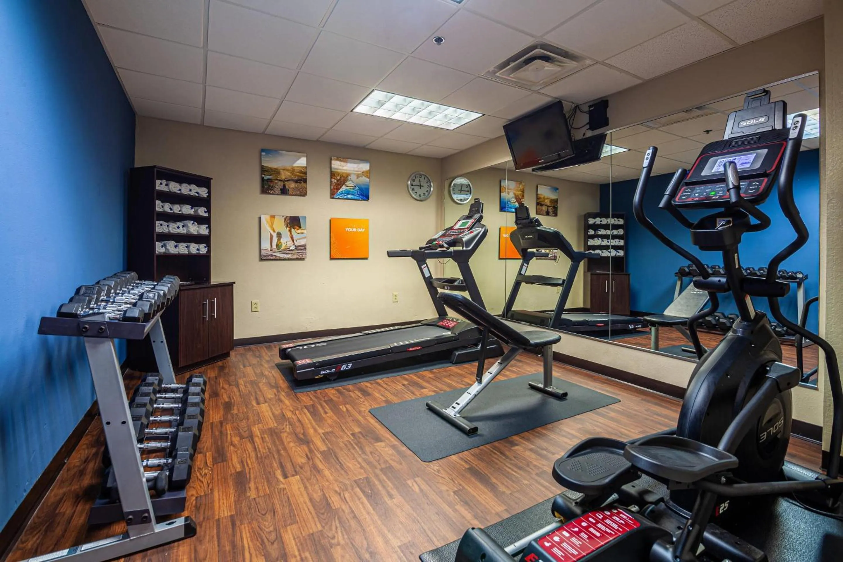 Fitness centre/facilities in Comfort Suites Morrow- Atlanta South