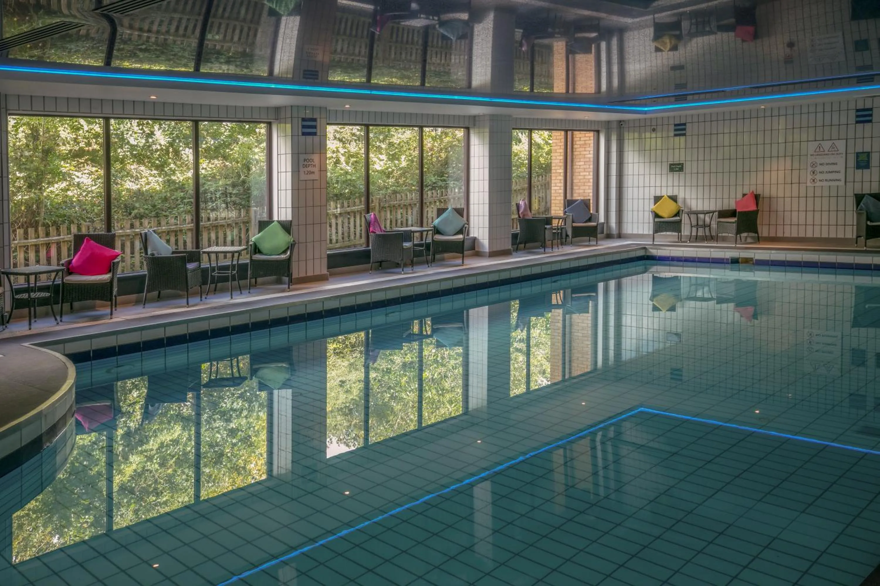 Swimming pool in Hampshire Court Hotel & Spa