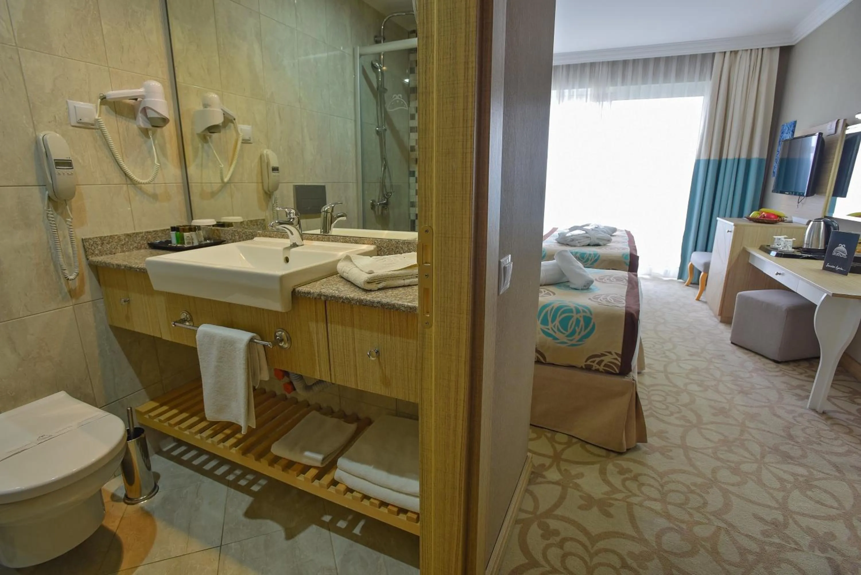 Bathroom in Hotel Izgrev Spa & Aquapark