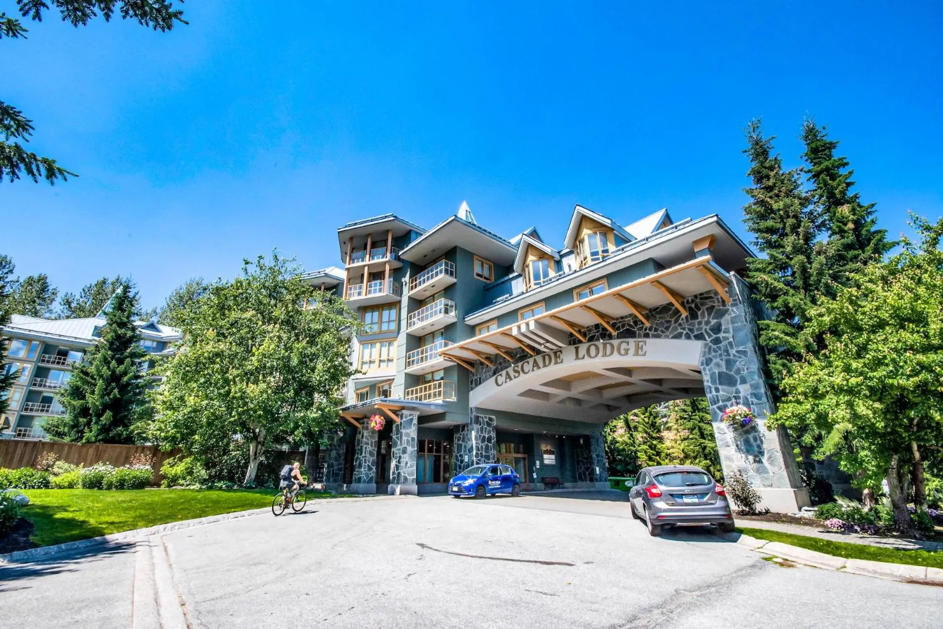 Property building in Cascade Lodge