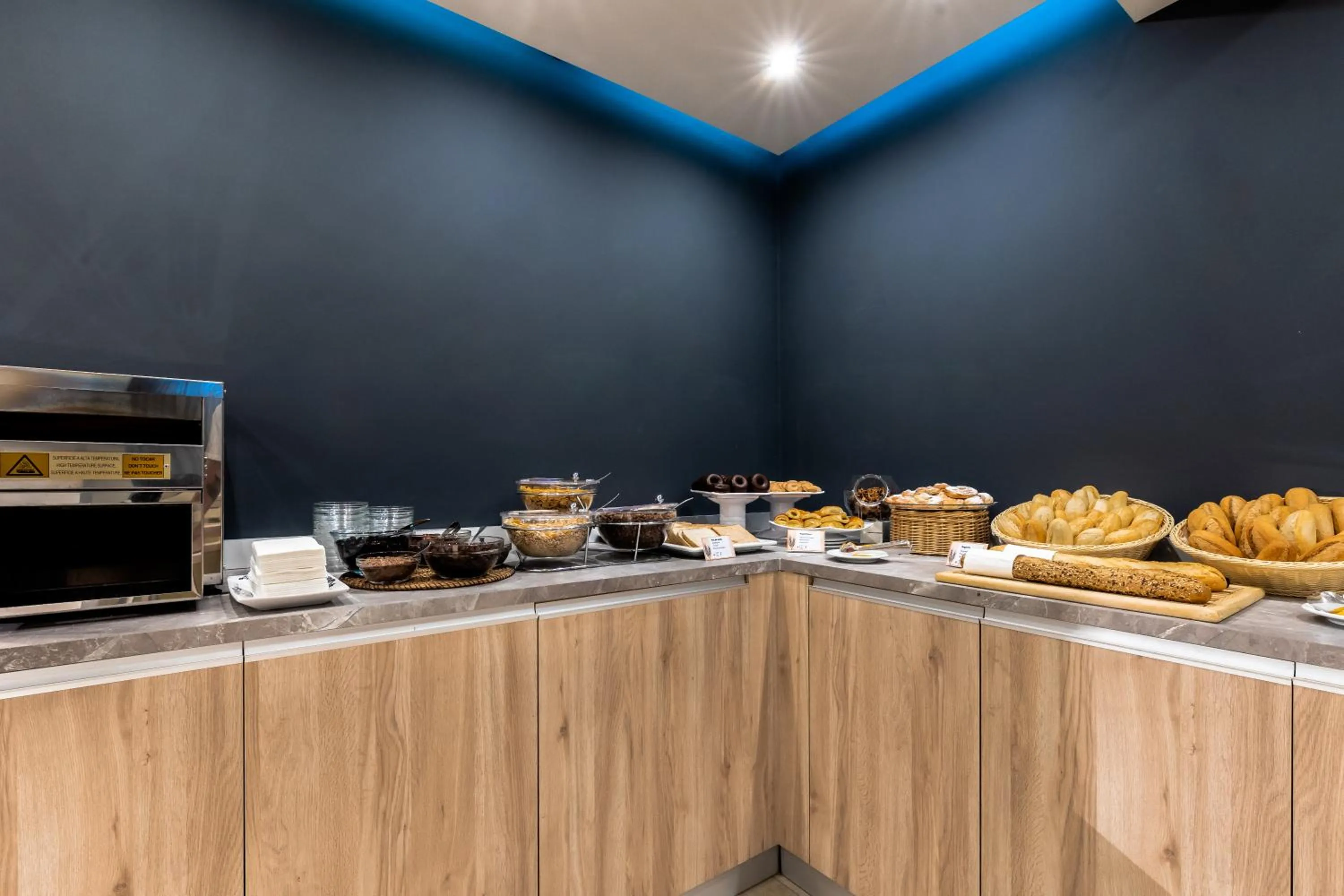 Buffet breakfast in Cabot Playa Grande - Adults Only