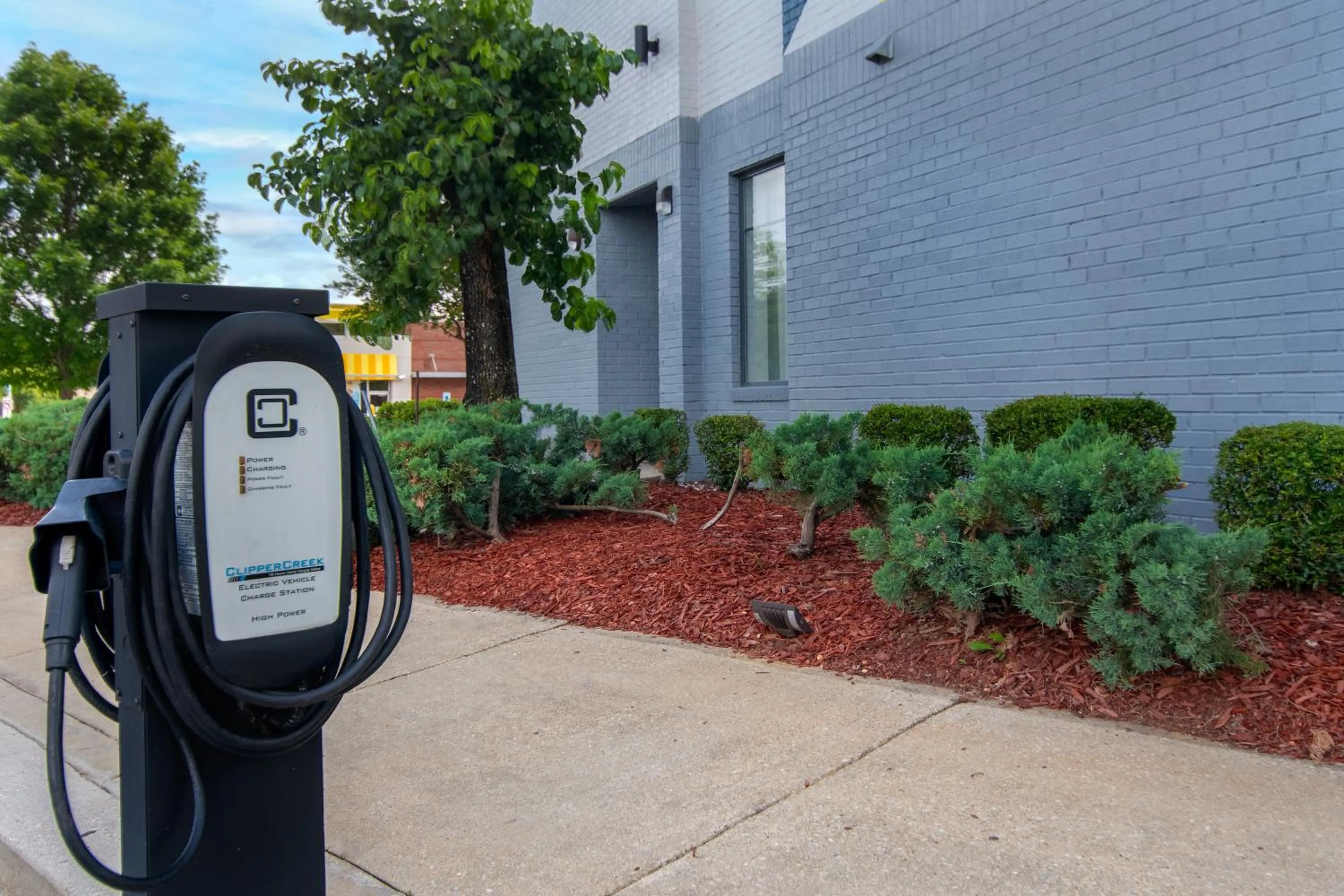 Parking in Spark by Hilton Montgomery EastChase