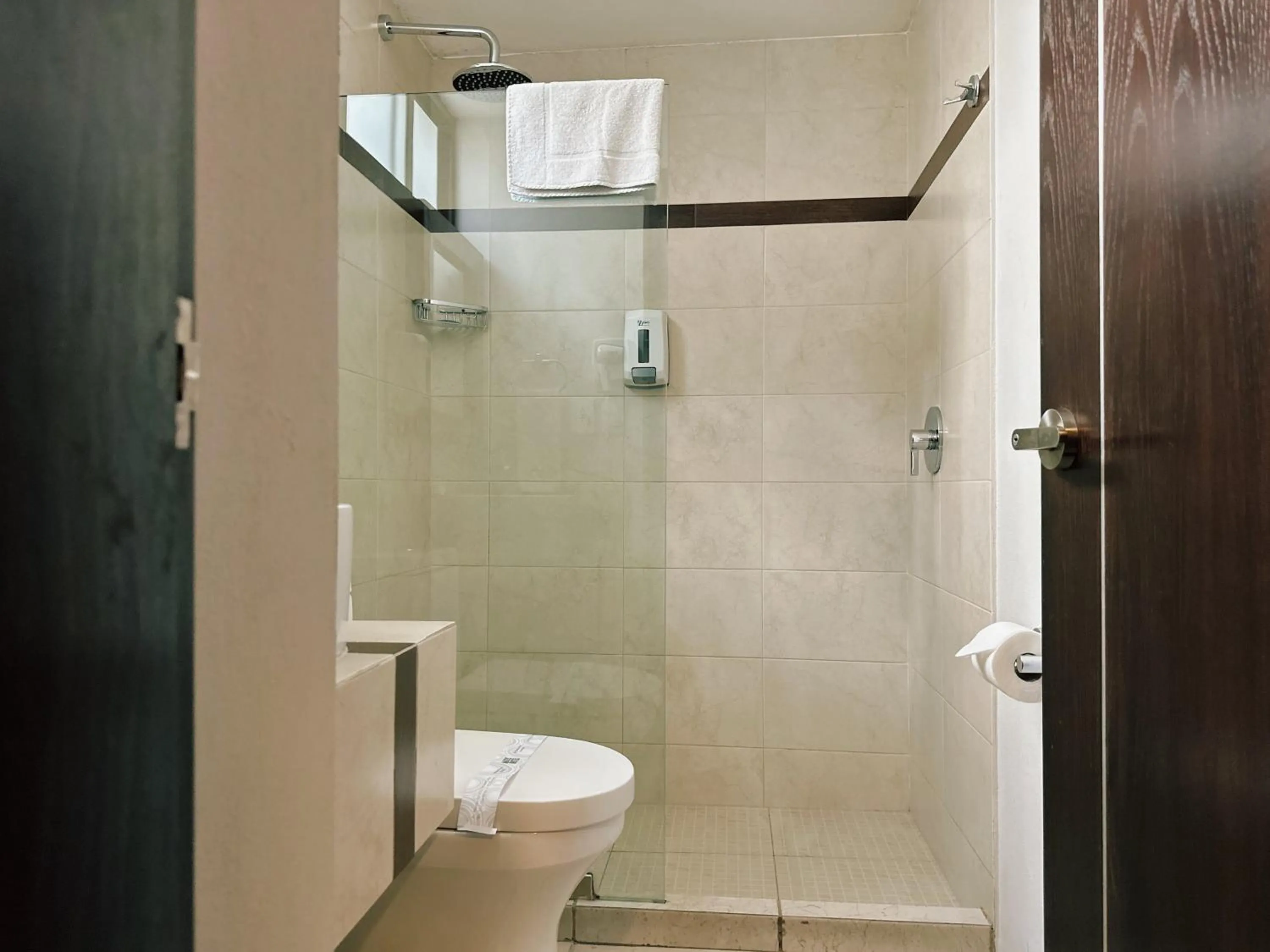 Bathroom in Hotel Mayis