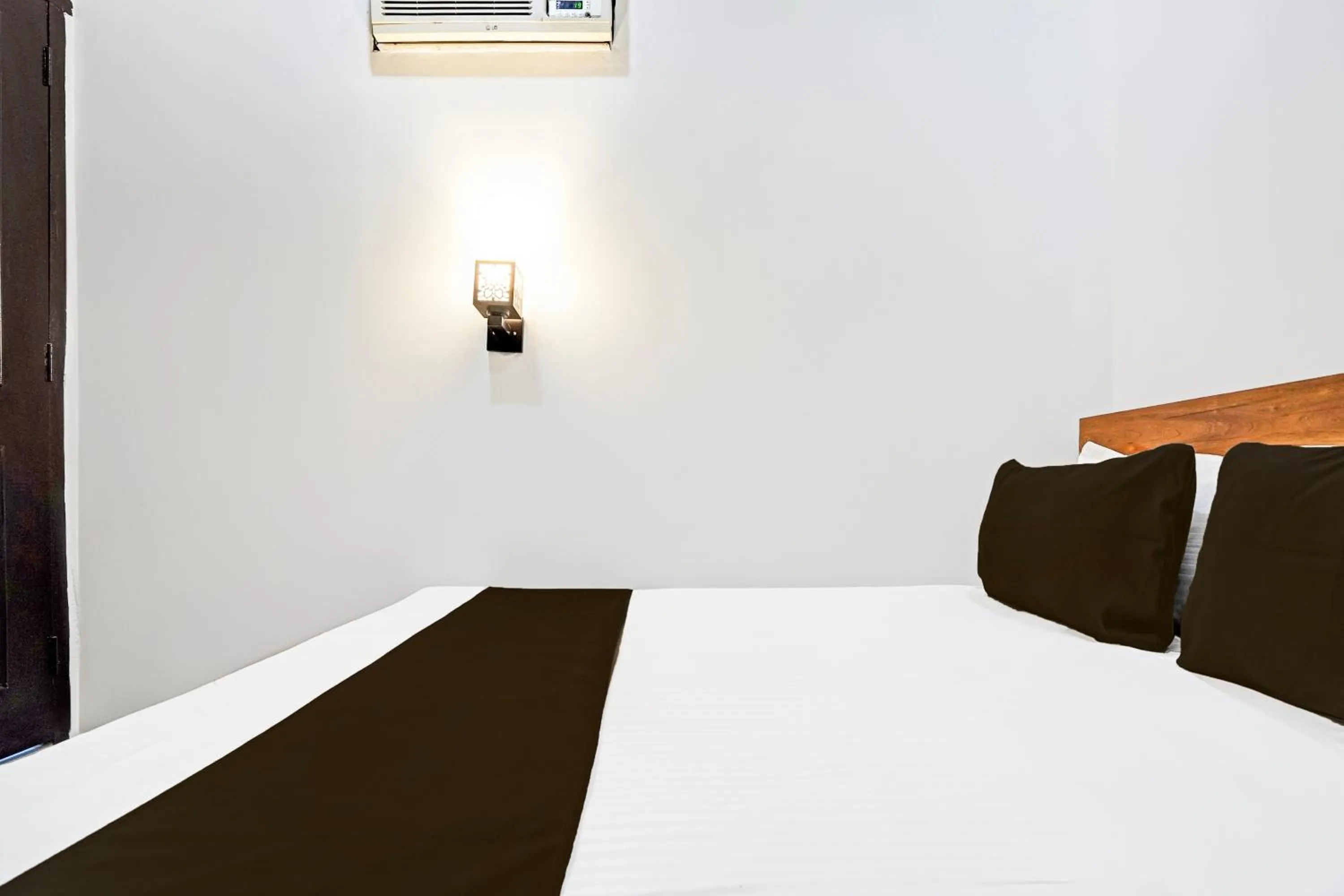 Bedroom, Bed in Hotel O Kiiza Stay House