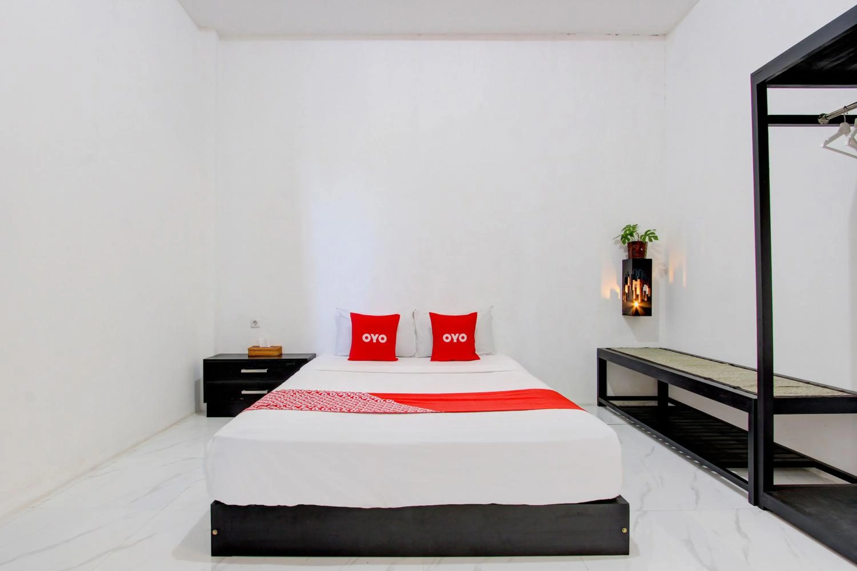 Bedroom in Hotel O D'harjo Guesthouse