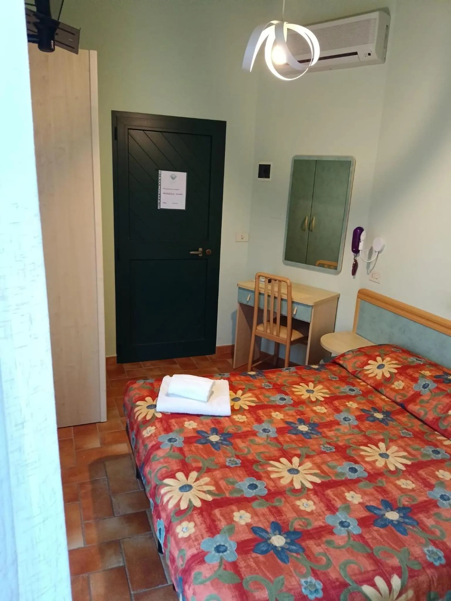 Bed in Hotel Anita B&B sul mare