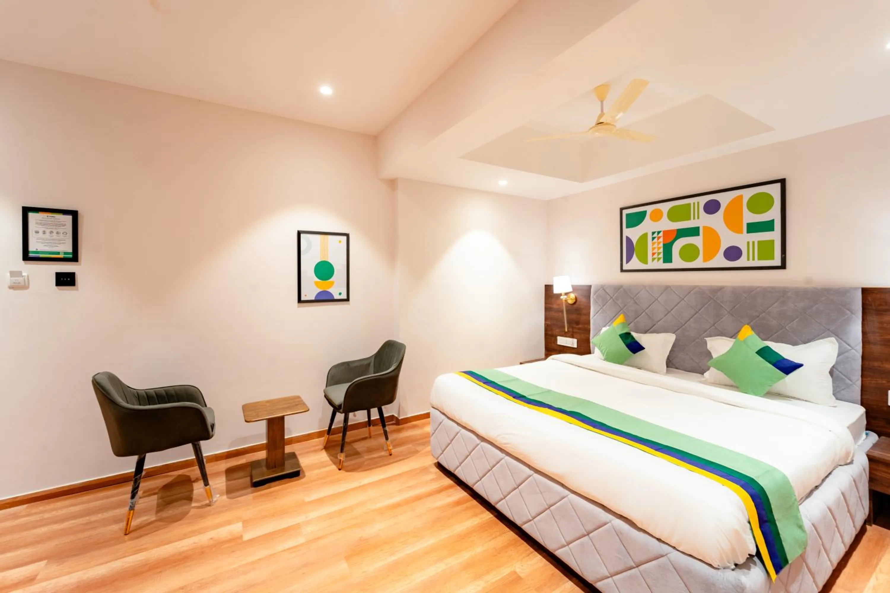 Bedroom, Bed in Treebo Premium Omni Residency