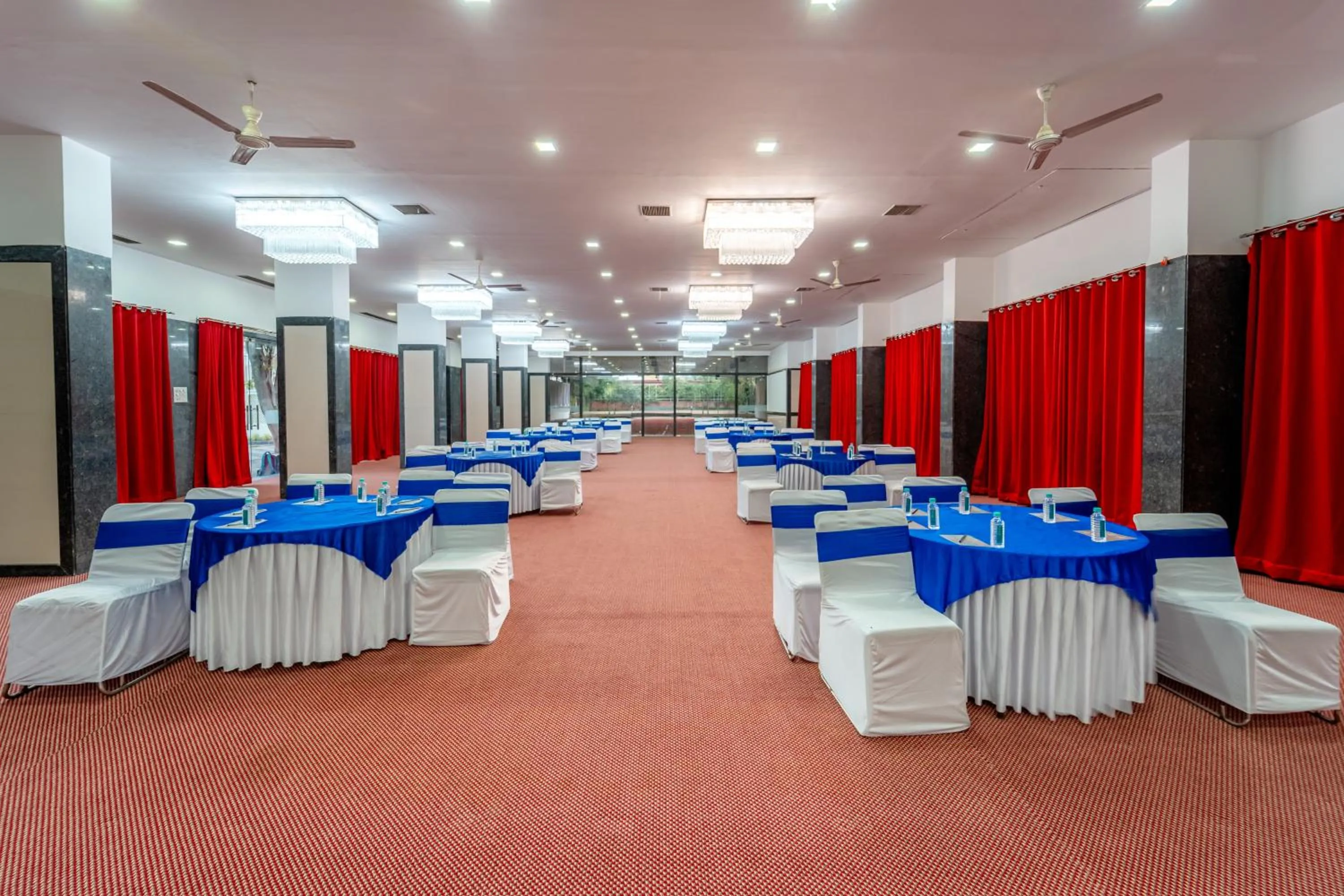Banquet/Function facilities in Treebo Premium Omni Residency