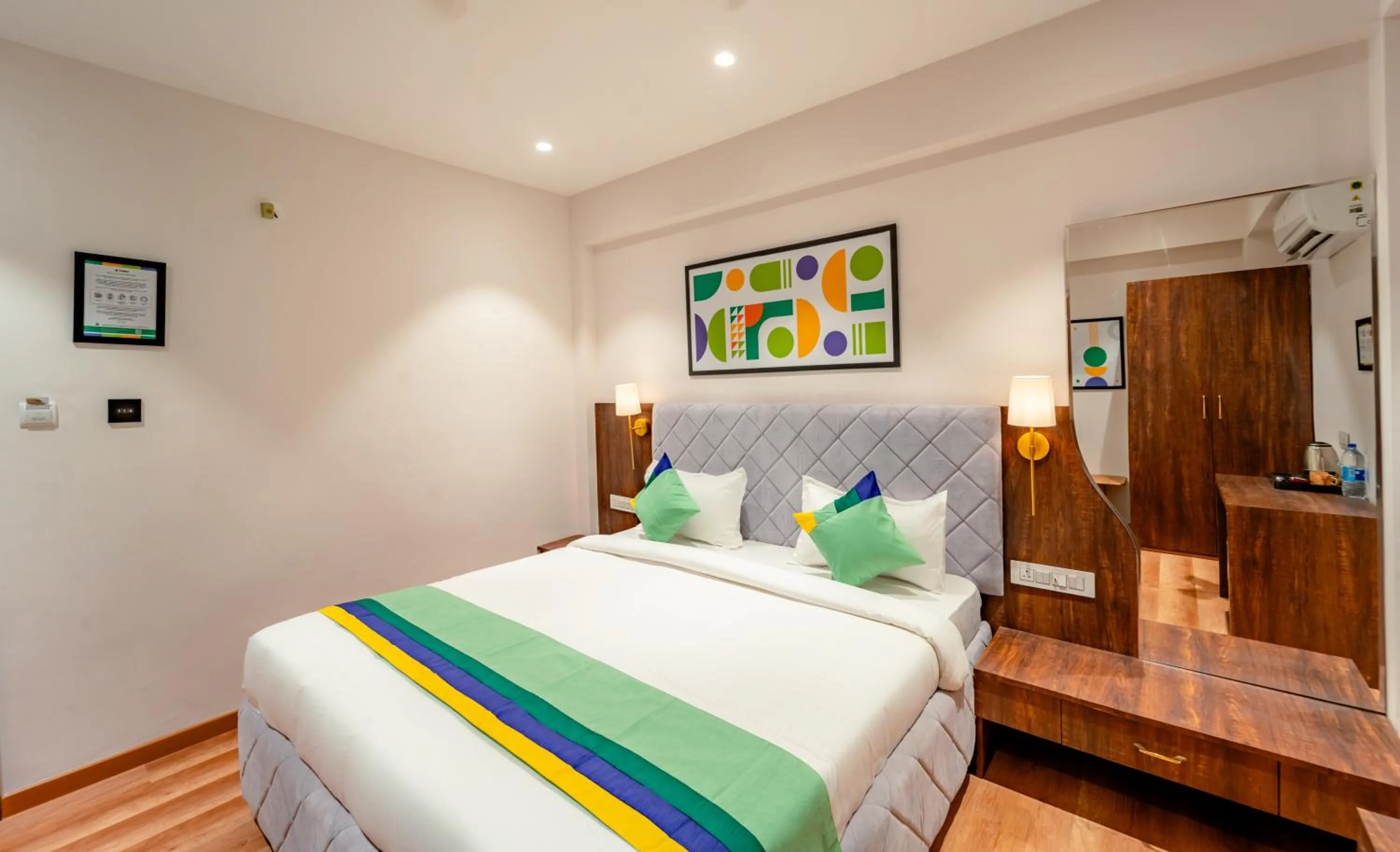 Bedroom, Bed in Treebo Premium Omni Residency