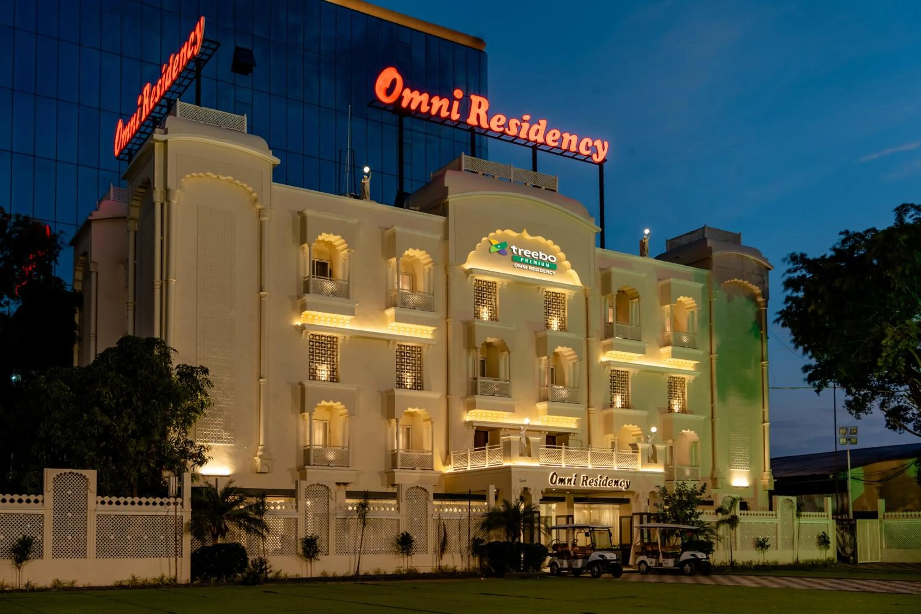 Facade/entrance in Treebo Premium Omni Residency