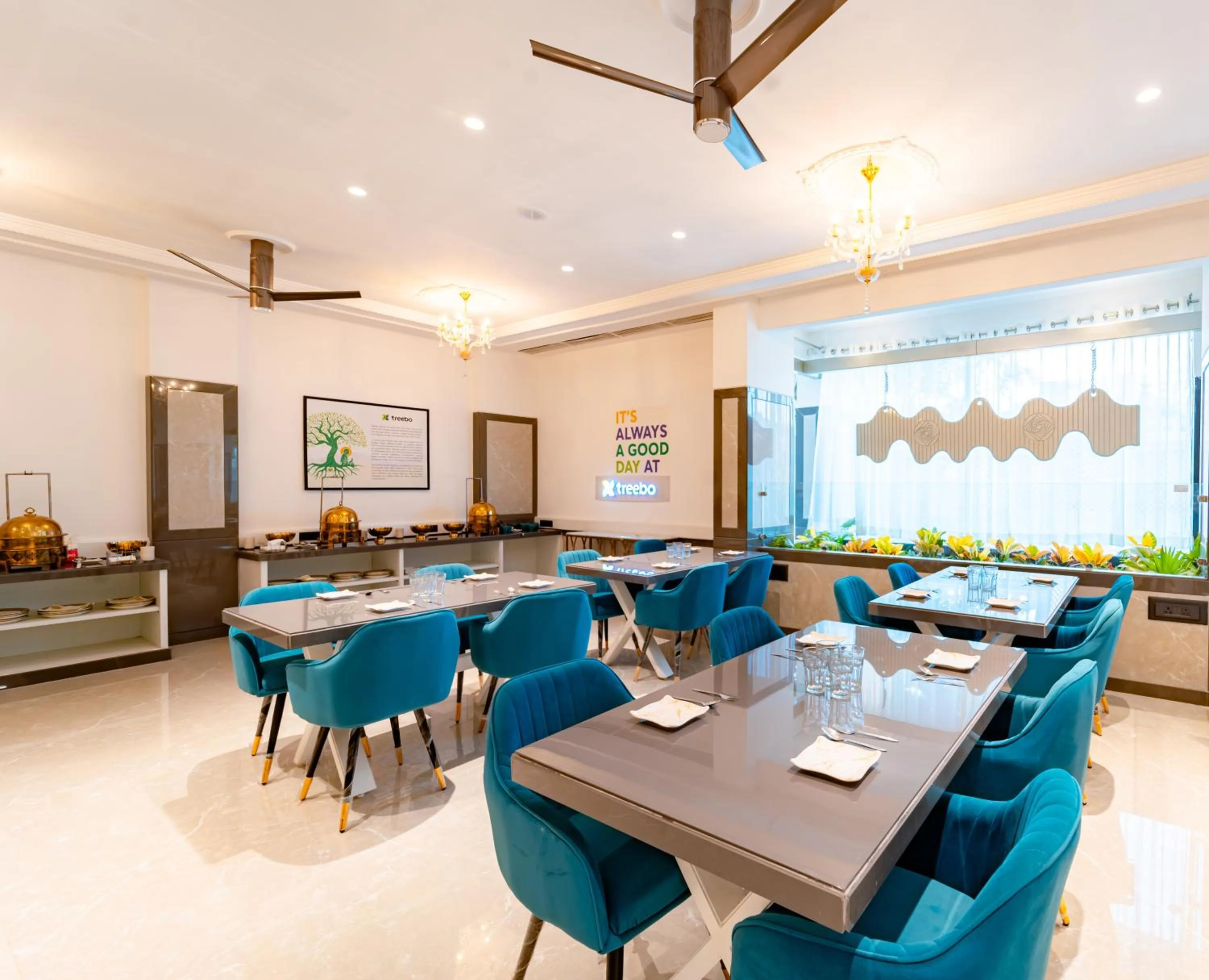 Restaurant/places to eat in Treebo Premium Omni Residency