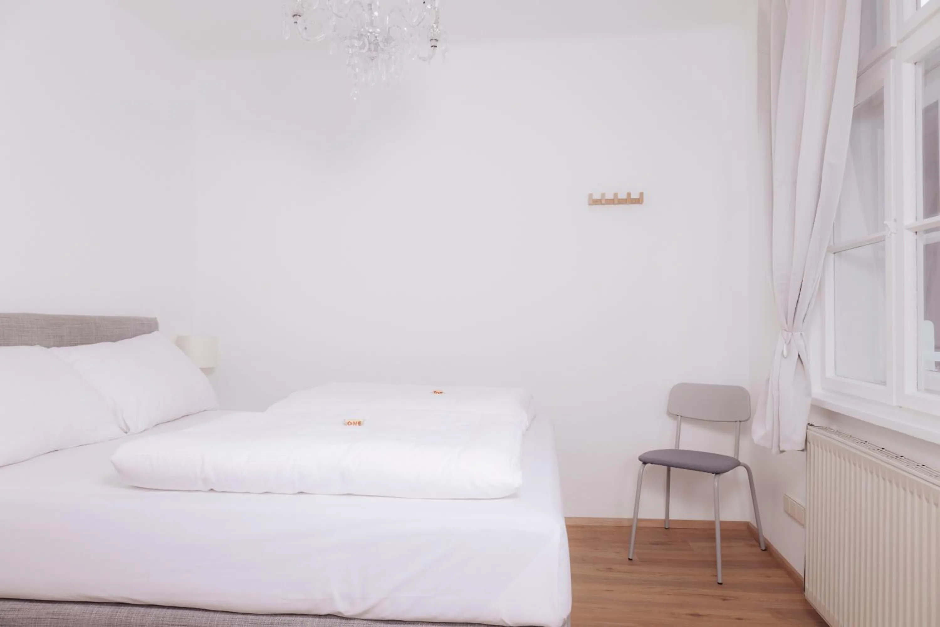 Bed in Cityhotel am Domplatz Self-CheckIn