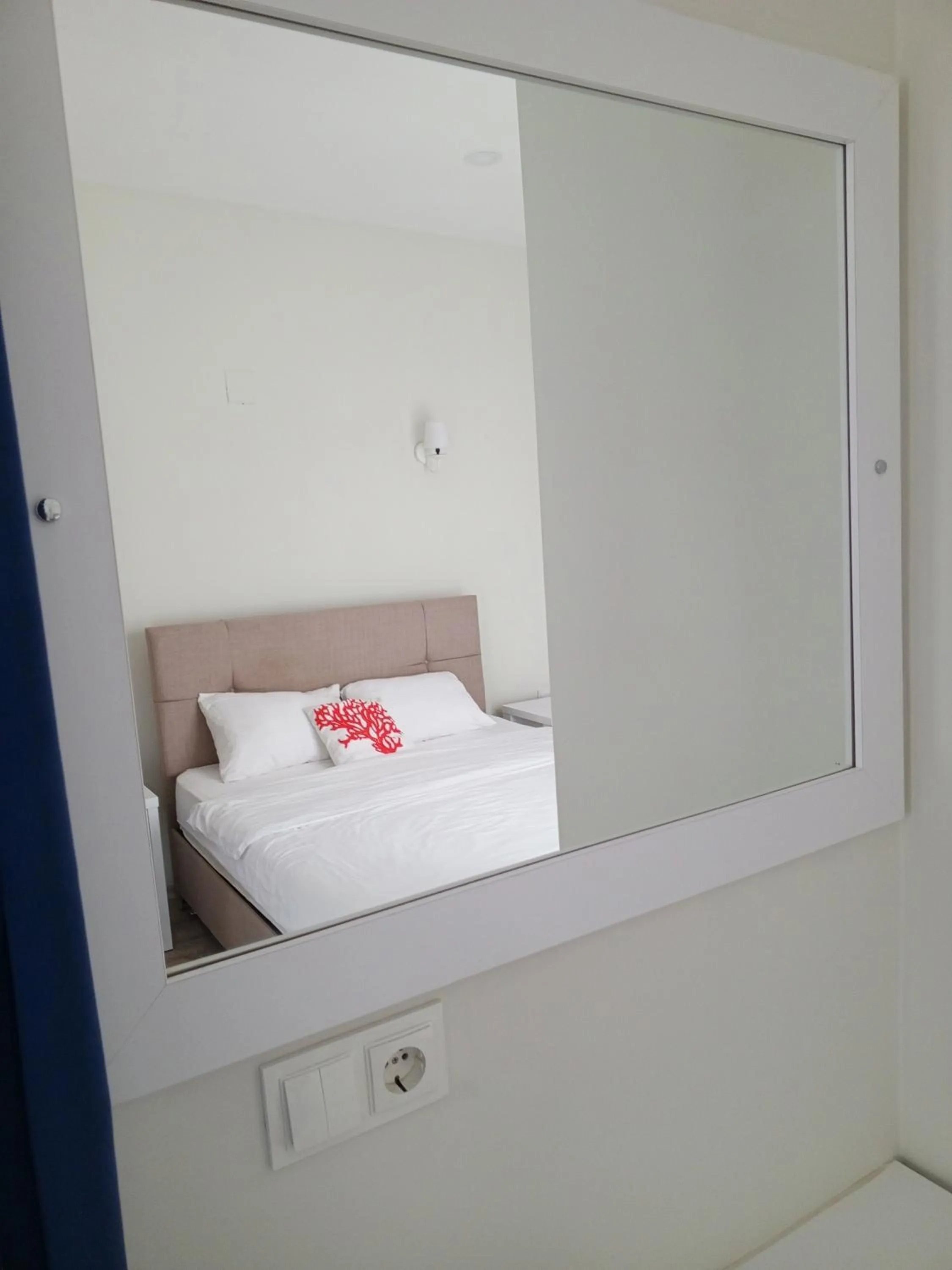 Bed in Port Hotel, Tasucu