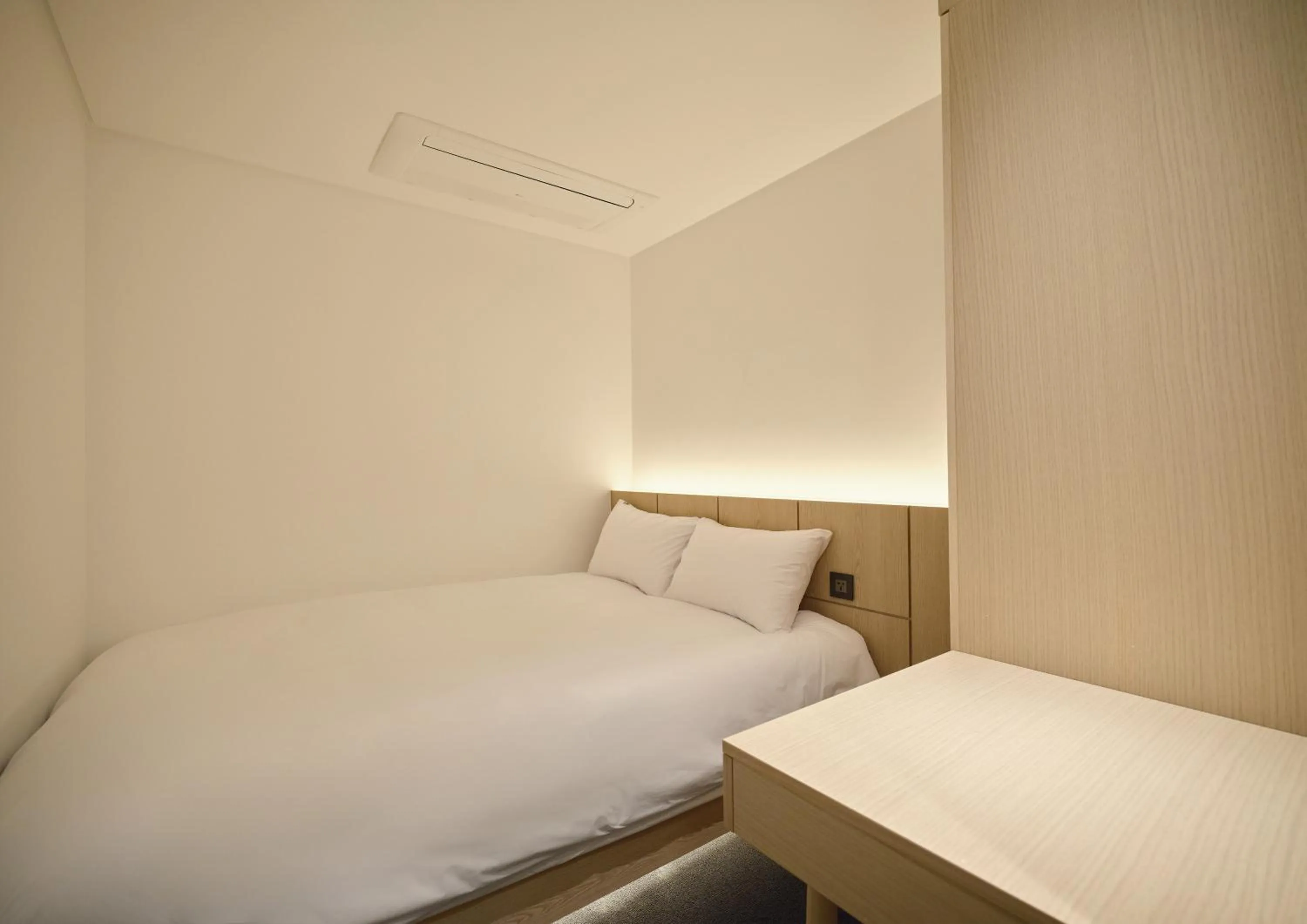 Bed in UH Suite Seoul Deoksugung