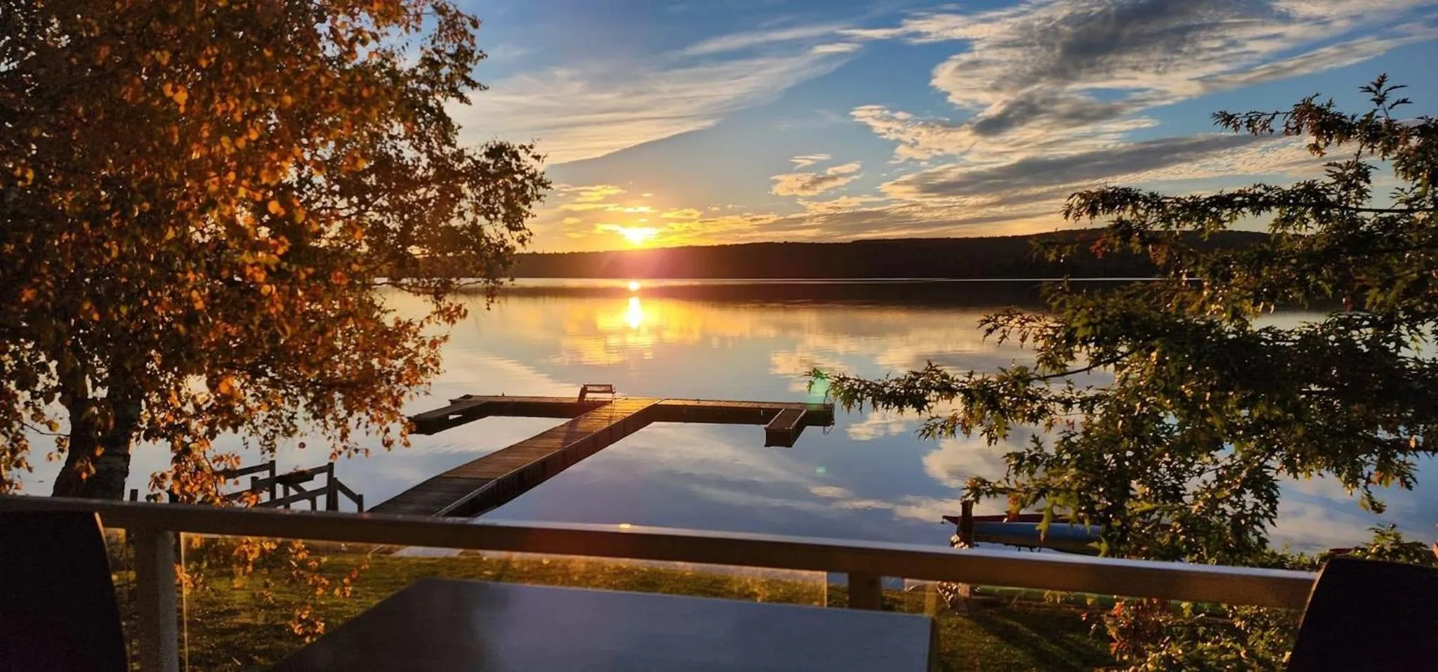 Restaurant/places to eat in Auberge et Chalets sur le Lac