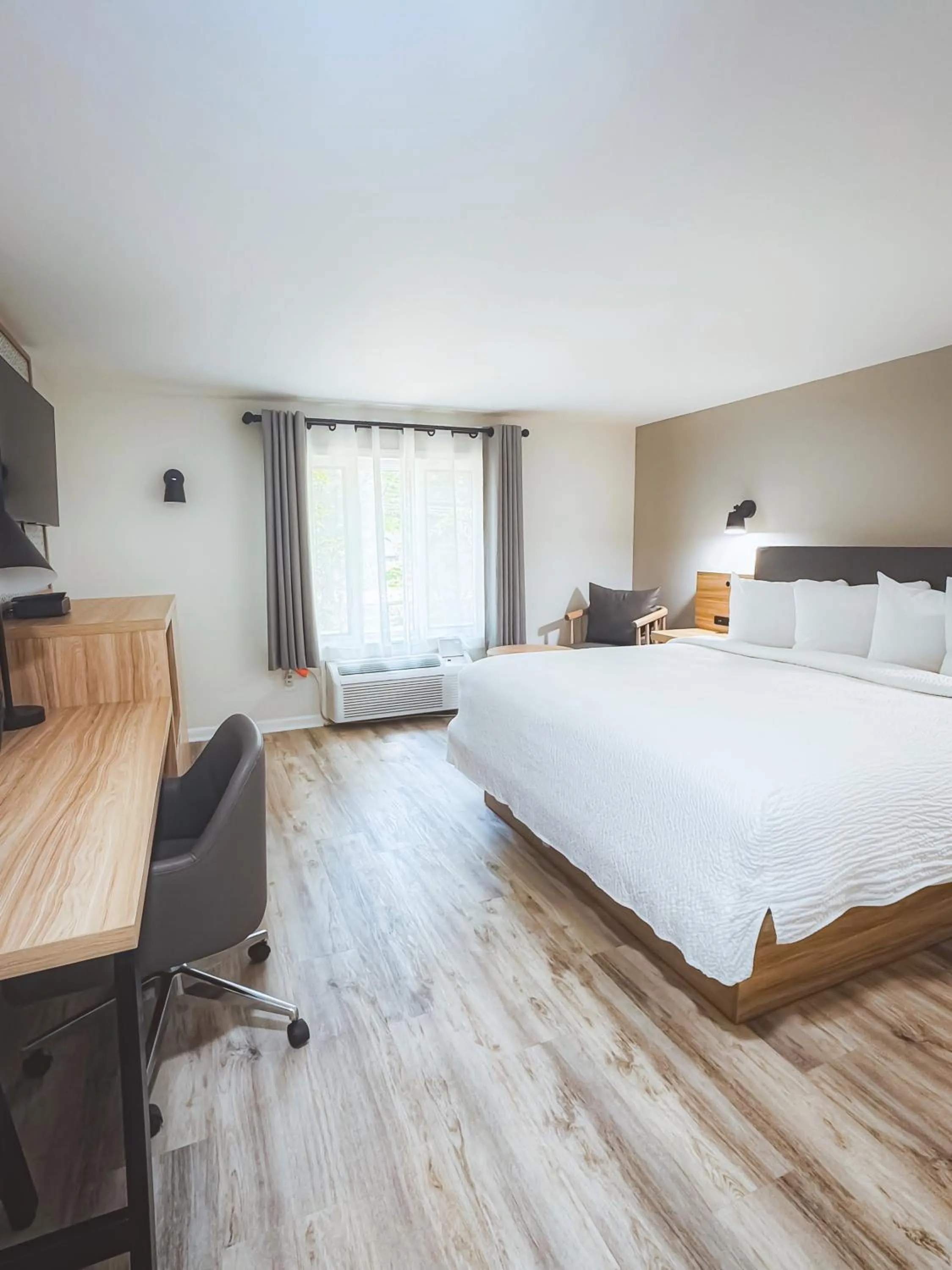 Bedroom, Bed in The Earl of Sandwich Motel