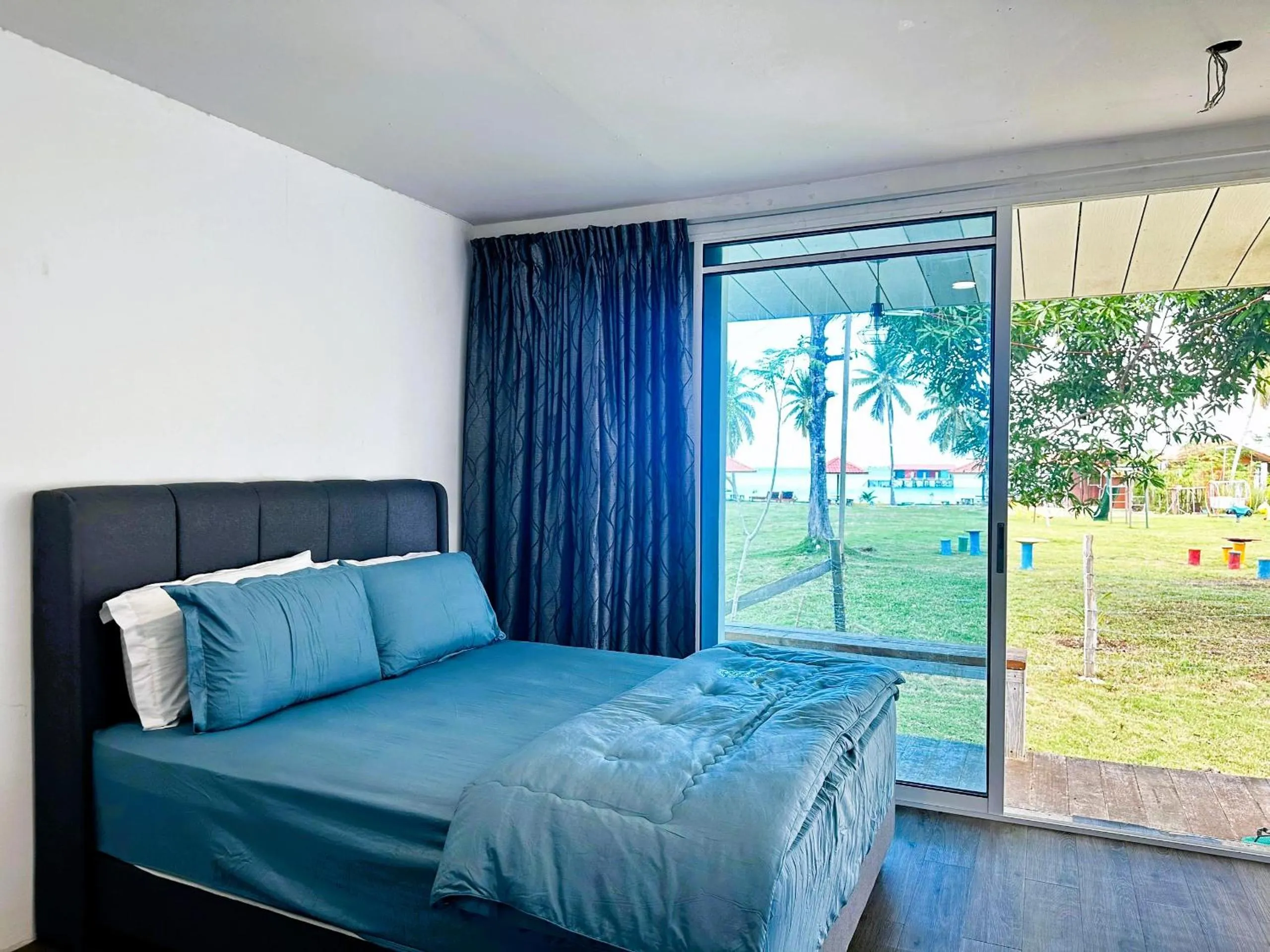 Bed in Panglima Resort Bum Bum Island, Semporna