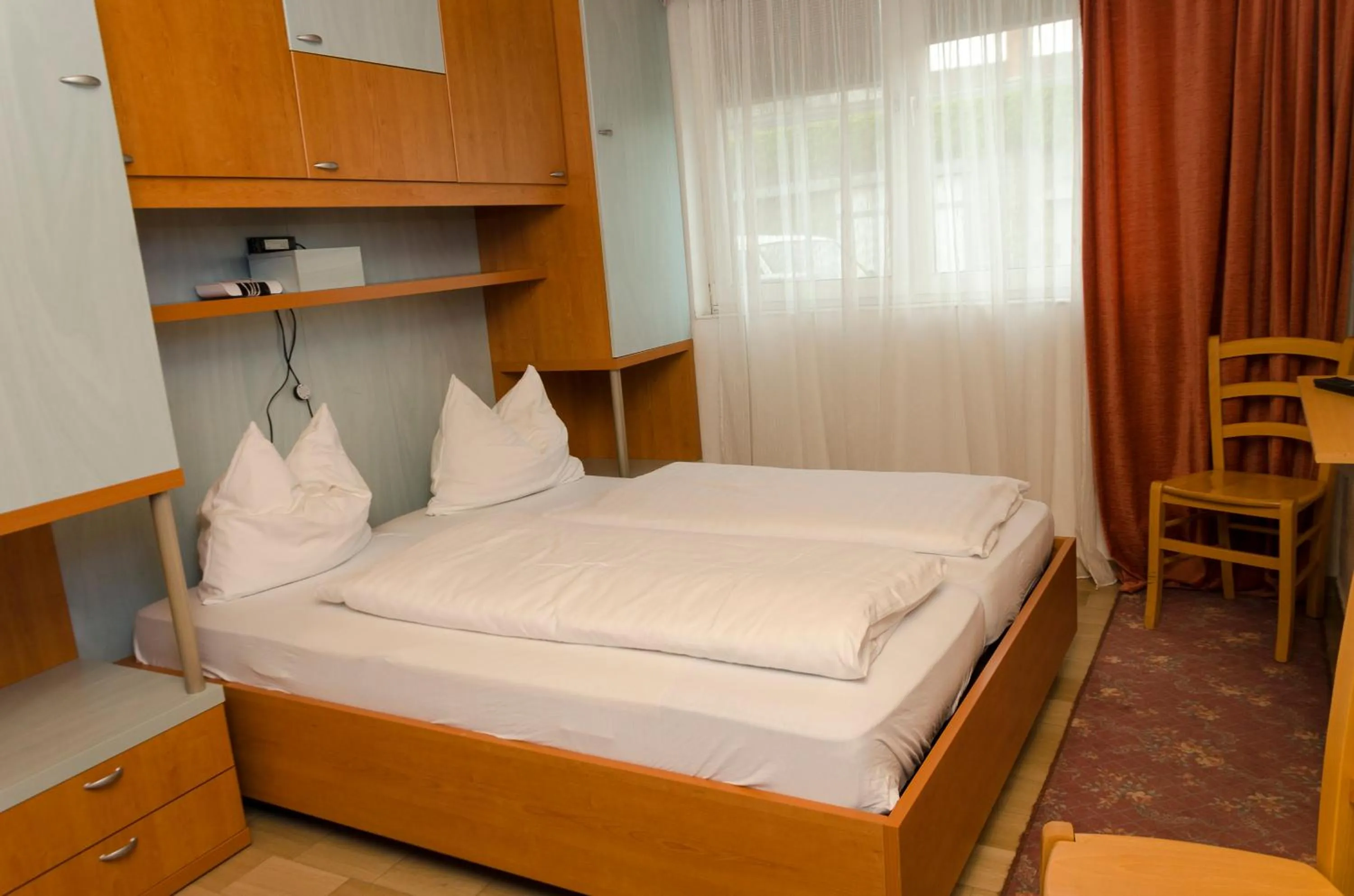 Bed in Appartmenthaus Rosenhof