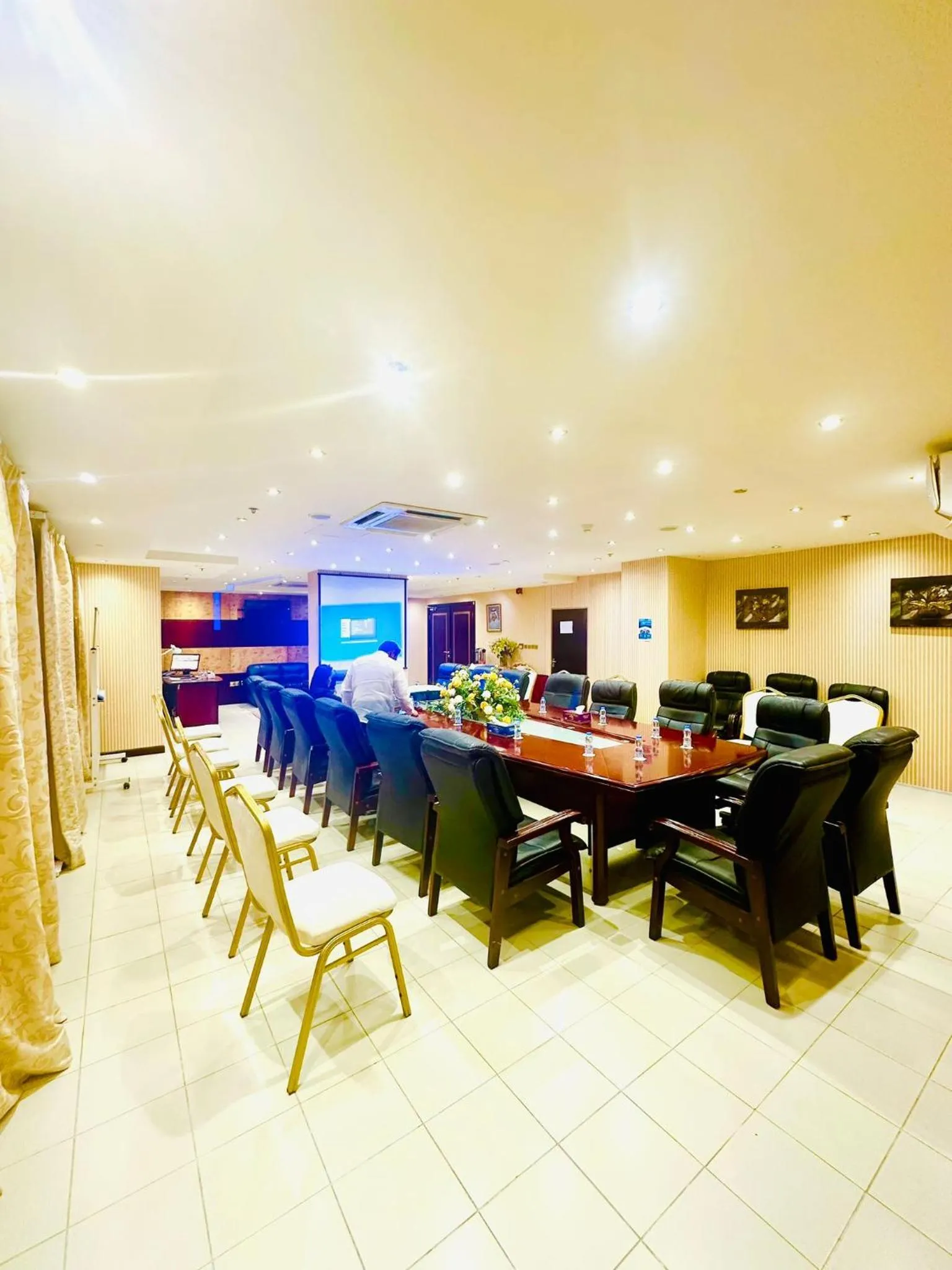 Meeting/conference room in Tourist Hotel