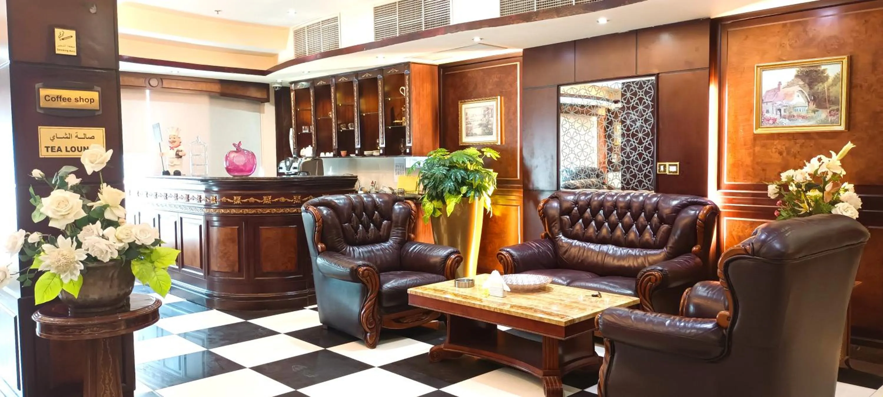 Coffee/tea facilities in Tourist Hotel