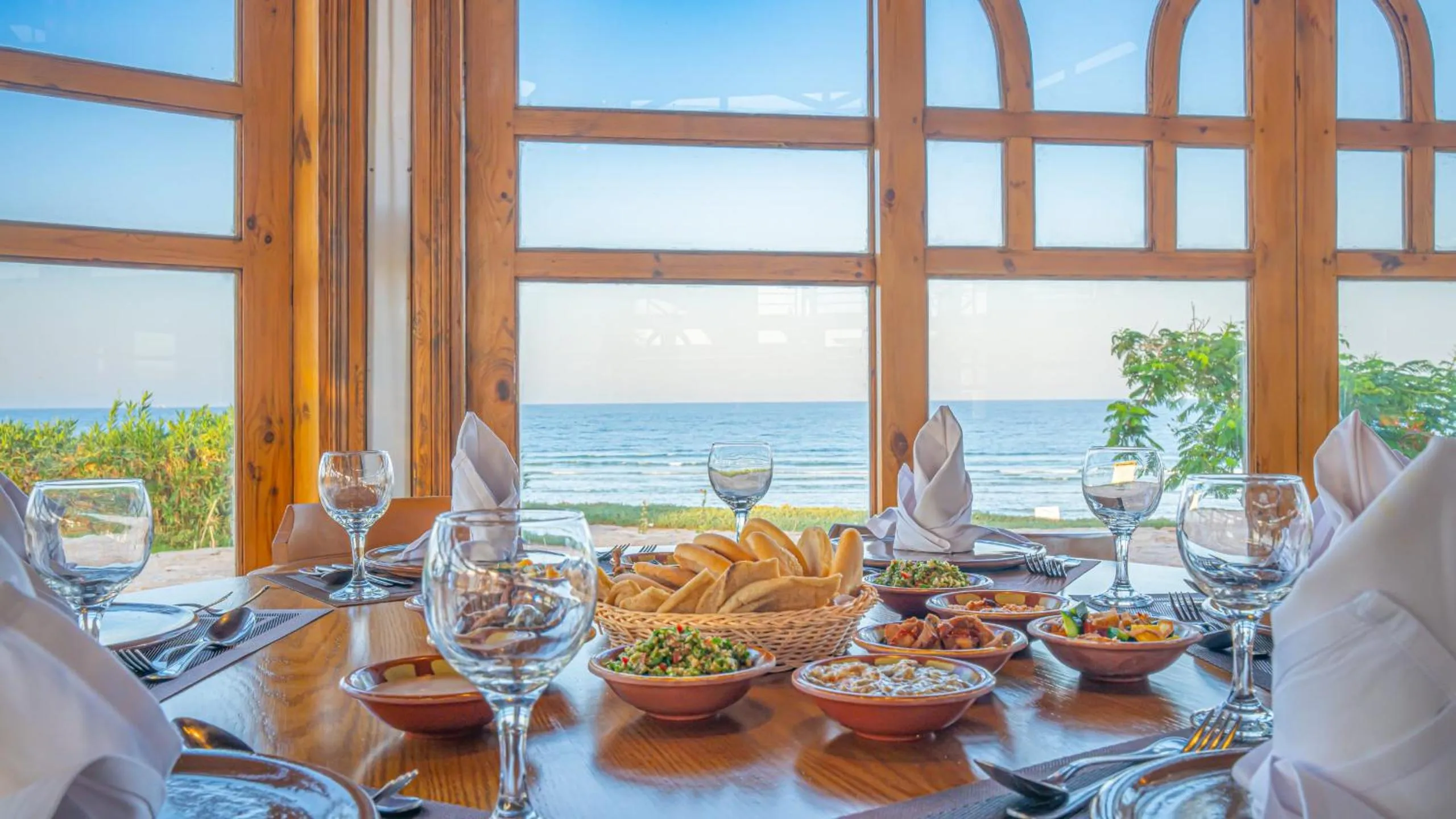 Restaurant/places to eat in Three Corners Equinox Beach Resort