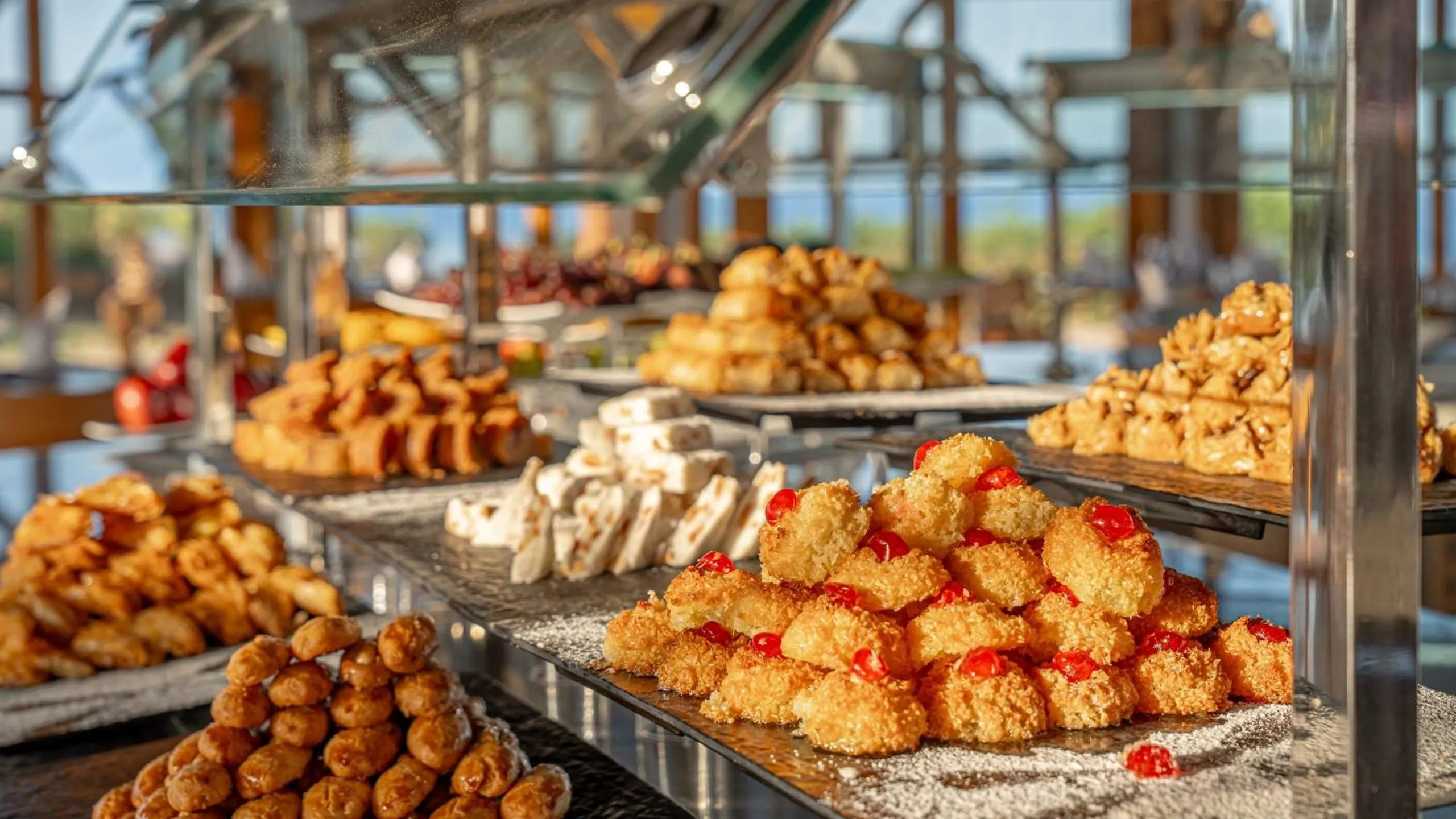 Restaurant/places to eat in Three Corners Equinox Beach Resort