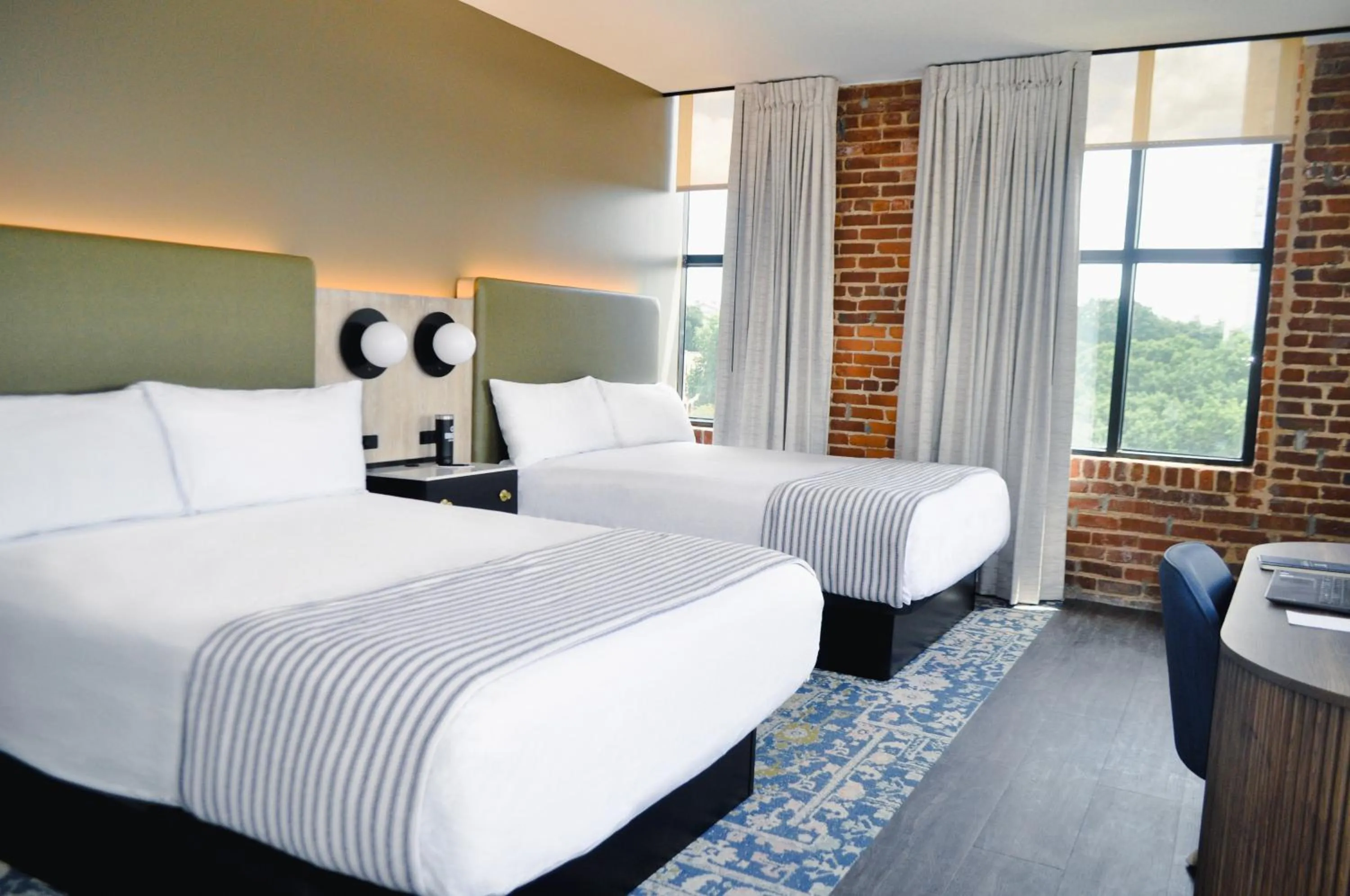 Bedroom, Bed in Origin Atlanta, a Wyndham Hotel