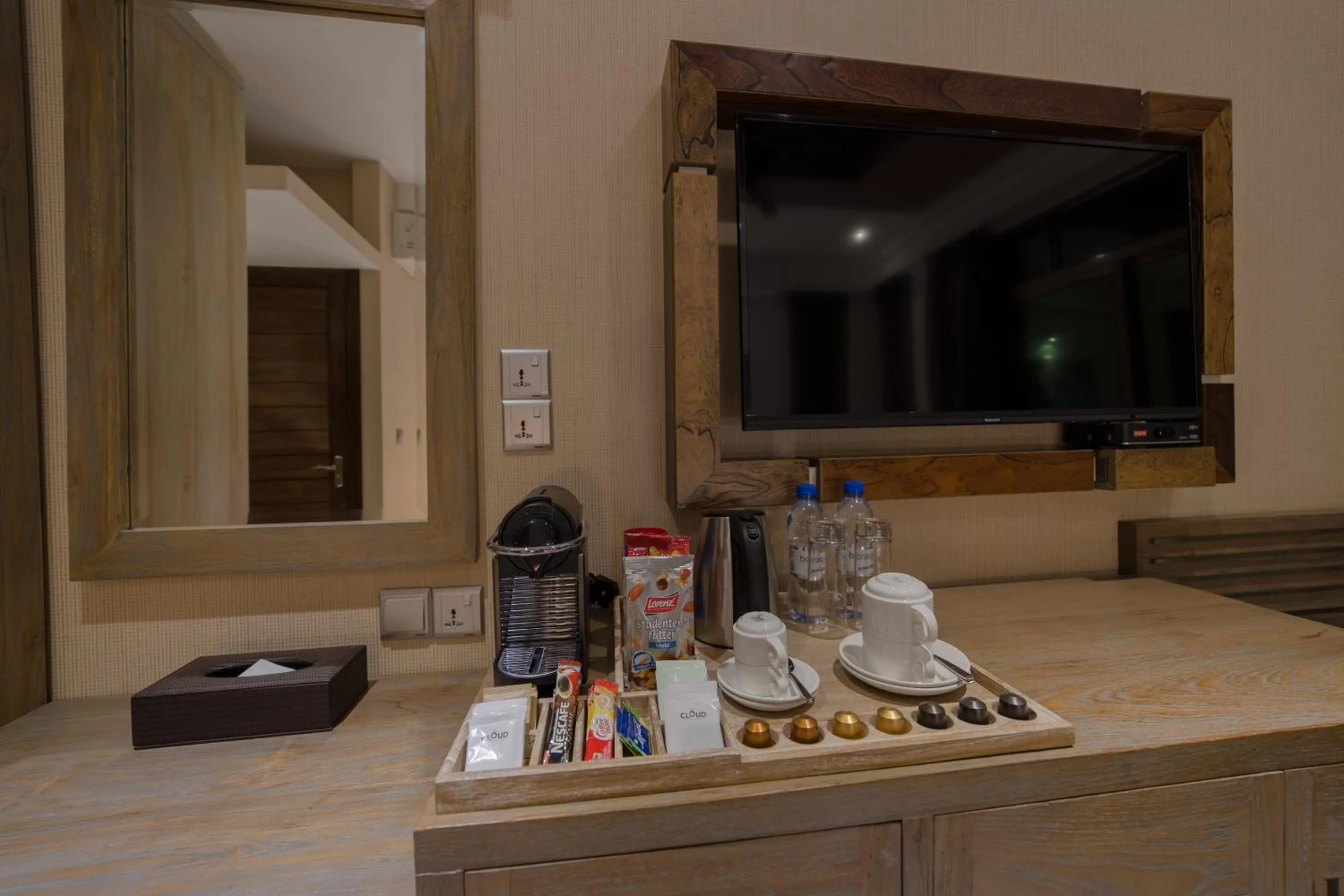 TV and multimedia in Hotel Ocean Grand at Hulhumale