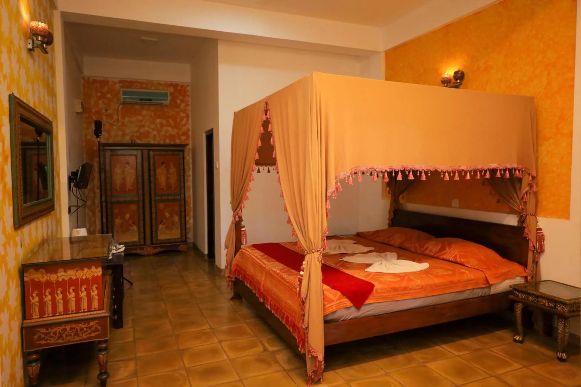 Bed in Solomon Beach Hotel