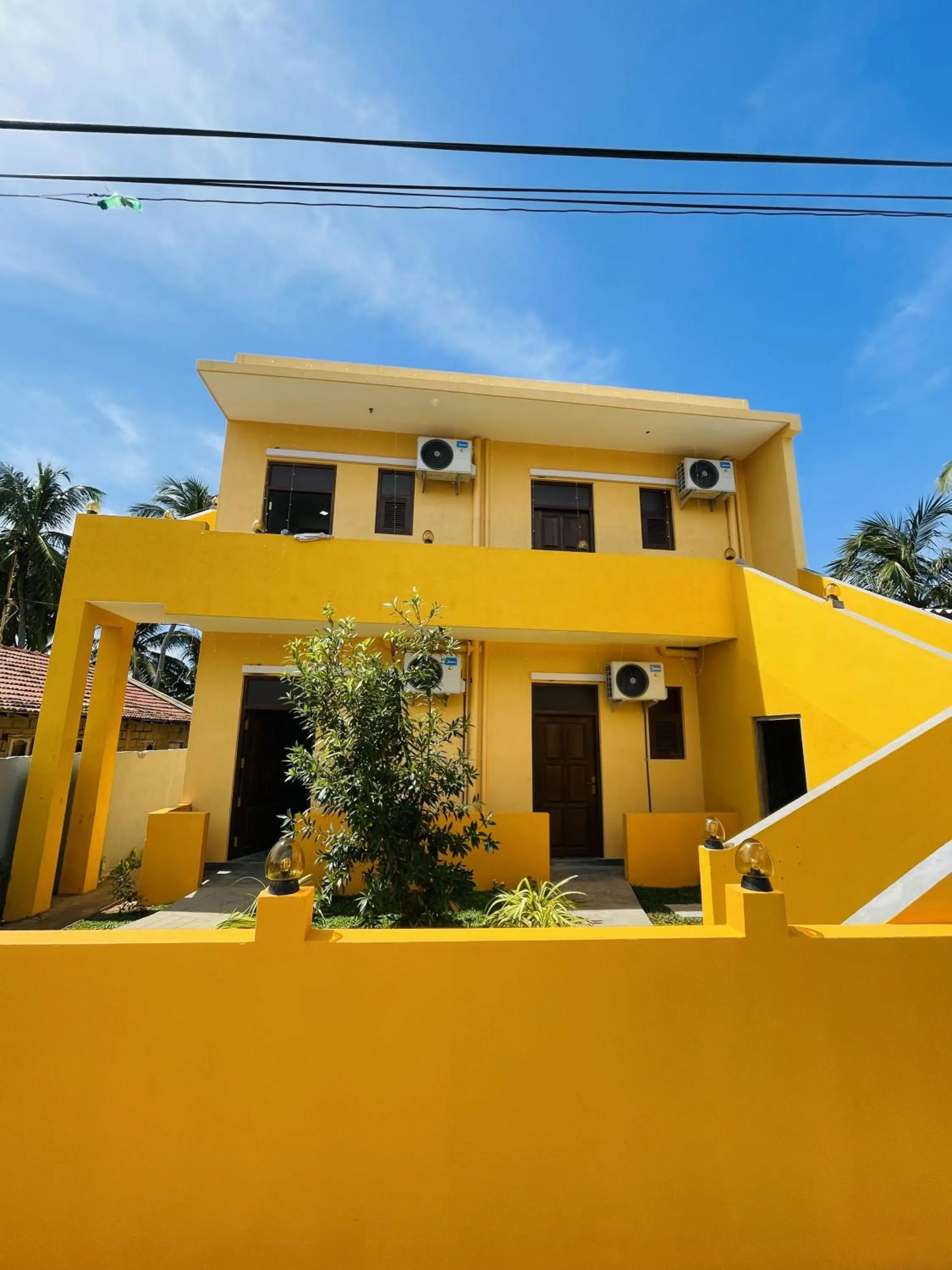 Property building in Solomon Beach Hotel