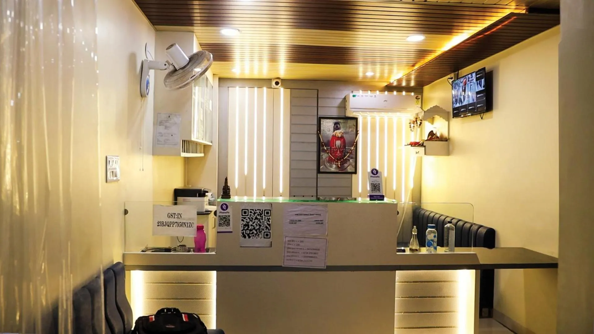 Lobby or reception in Shri Shiv Ganga Bhakt Niwas